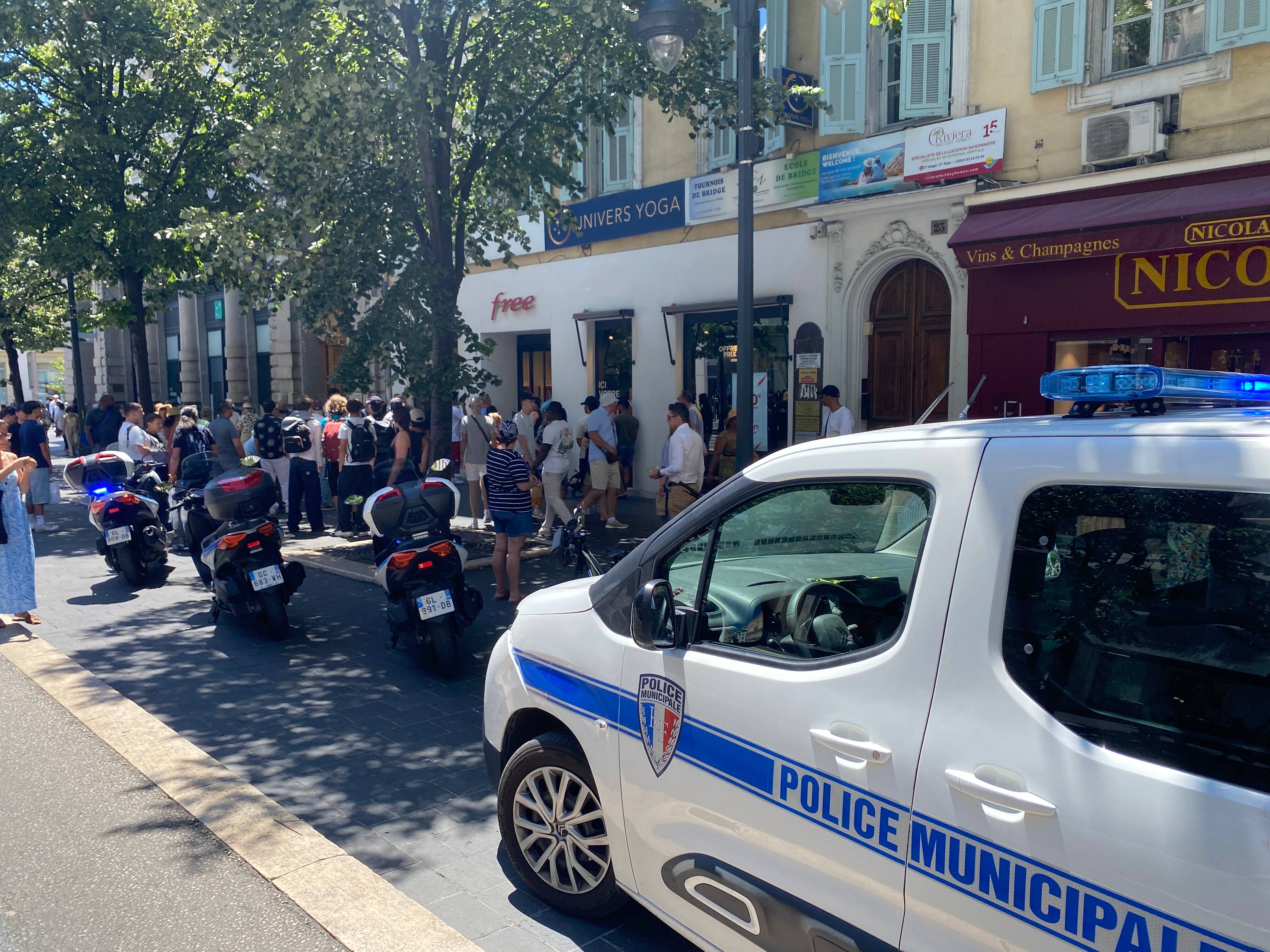 On sait pourquoi la boutique Free sur l'avenue Jean-Médecin à Nice a été fermée ce mardi après-midi