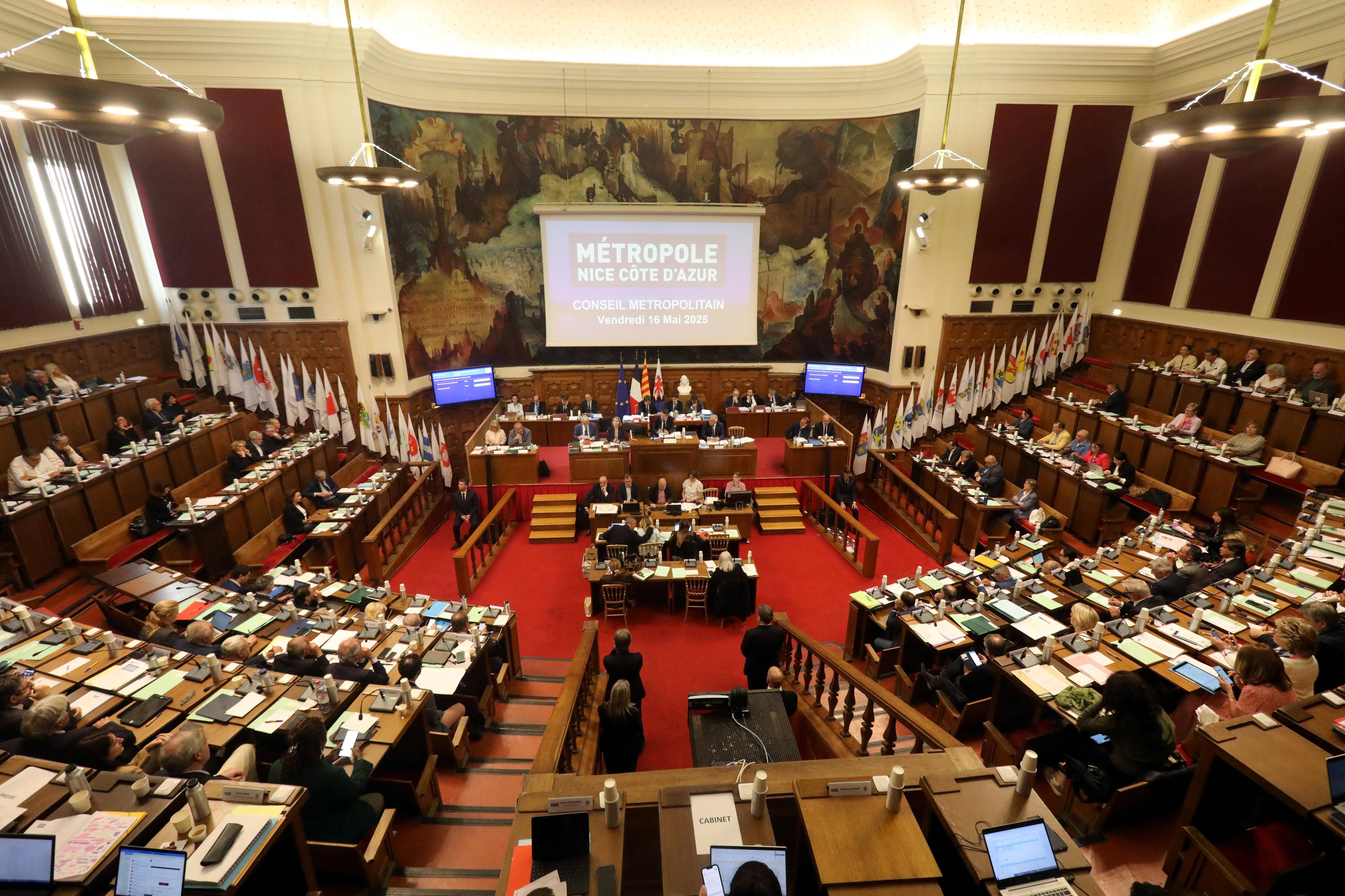 Dans la métropole de Nice, à quoi sert vraiment le collège de déontologie, chargé de lutter contre les conflits d'intérêts?