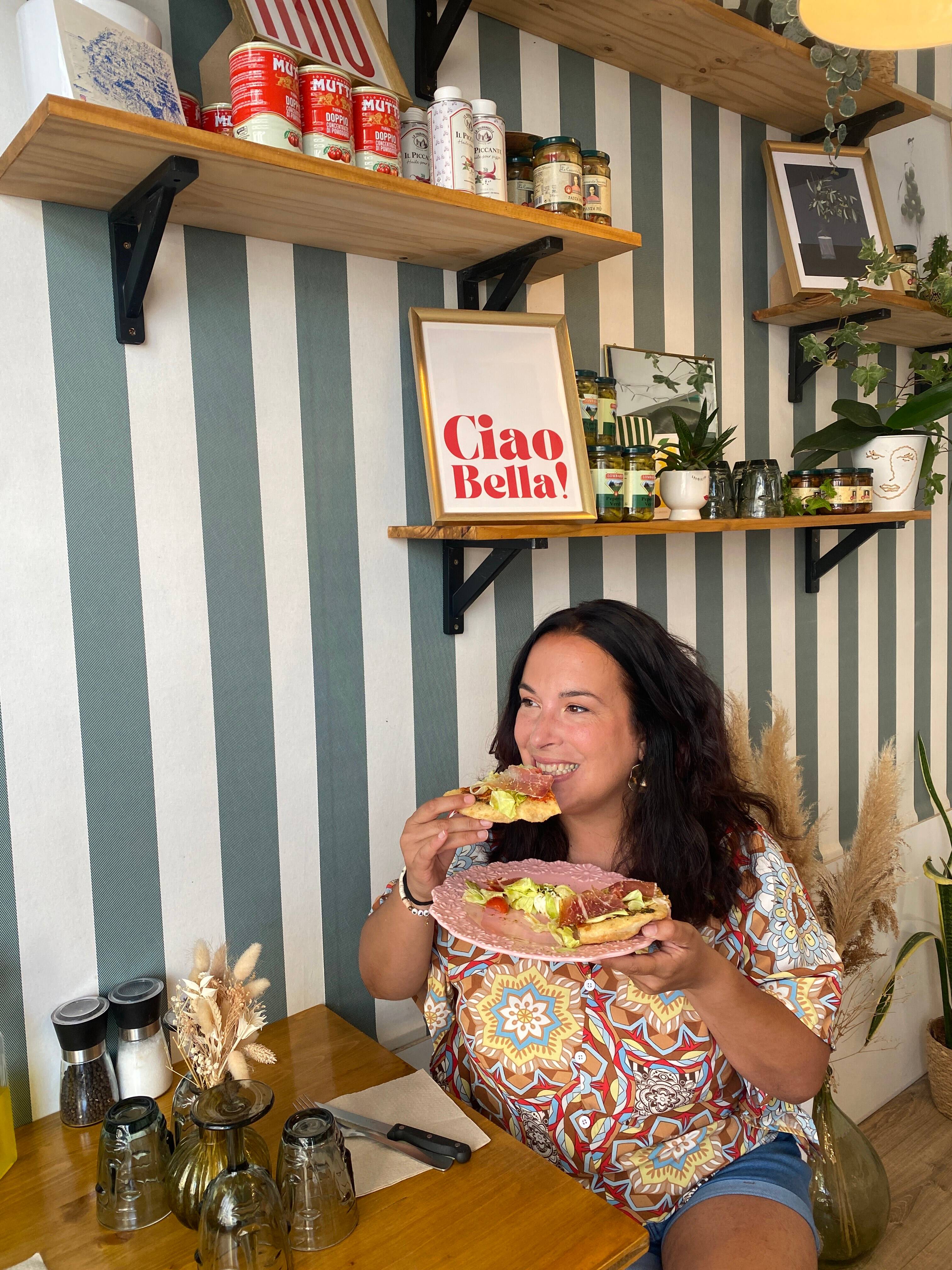 Restos, balades, sorties... Cette Toulonnaise partage ses meilleurs plans sur les réseaux sociaux