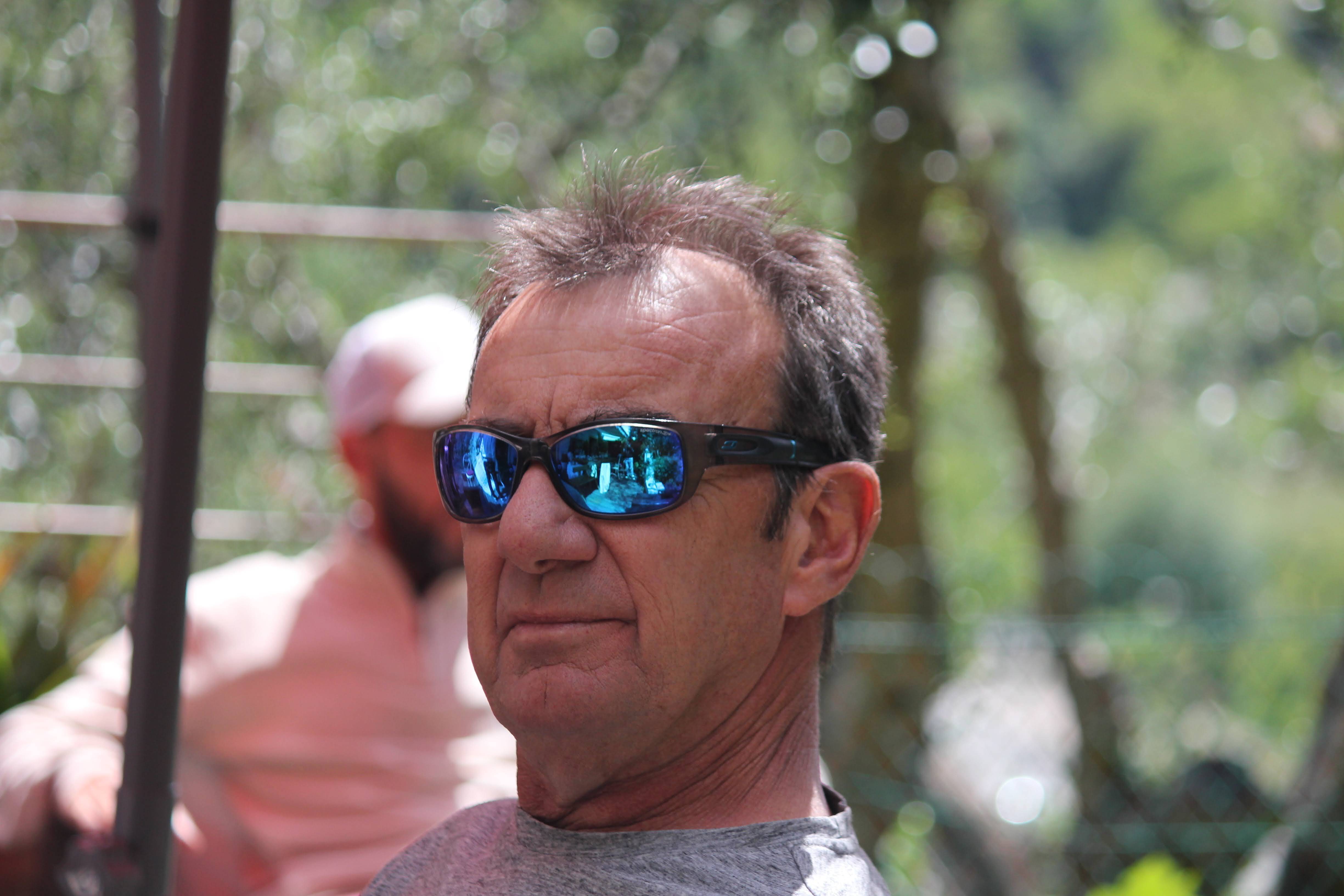 "Quand j'ai vu le revolver braqué sur moi, j'ai compris... ": enfin décoré neuf ans après l'attentat, un héros du 14 juillet 2016 à Nice sort du silence