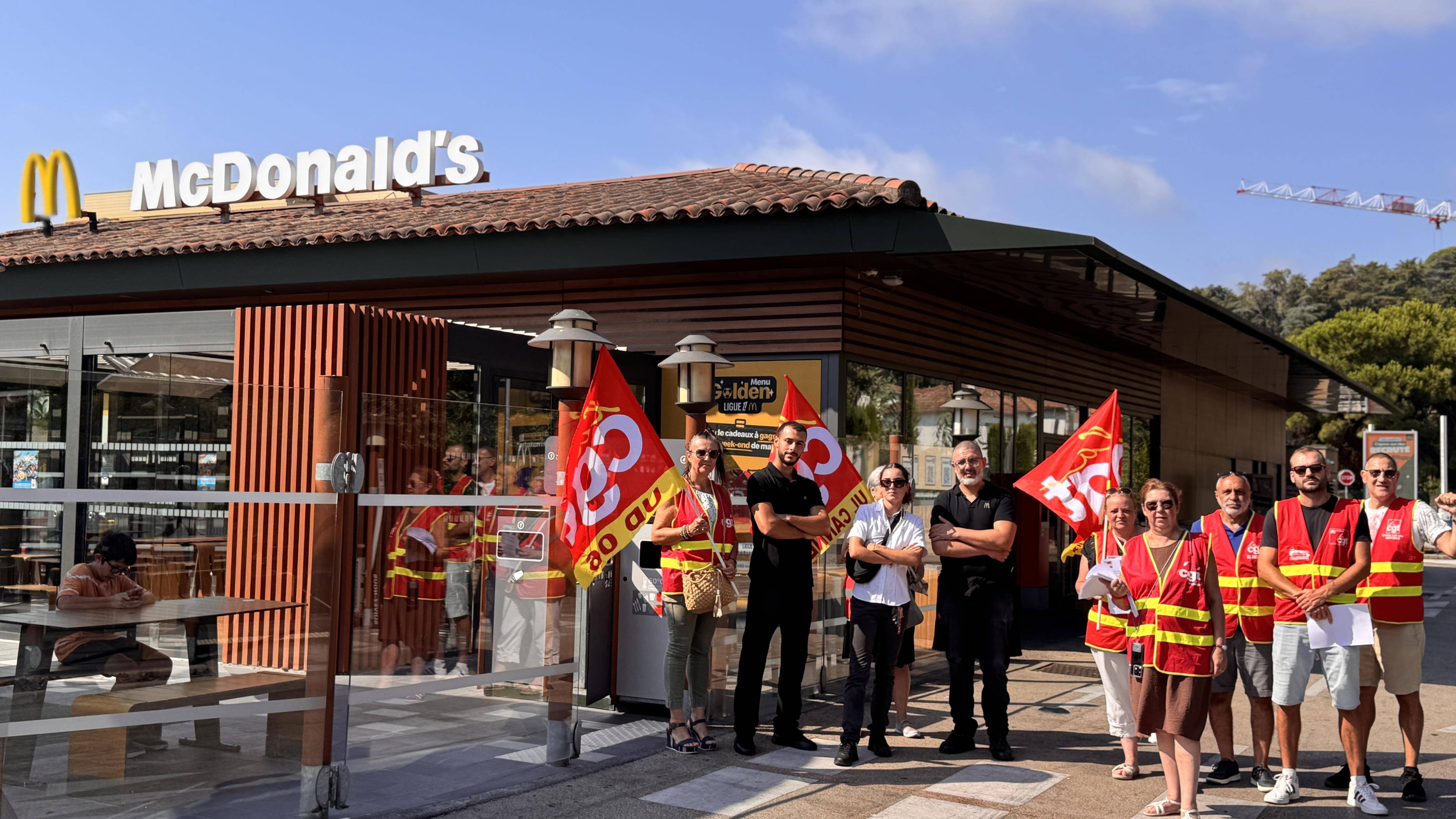 "Il y a de graves dysfonctionnements": une partie des employés de ce McDonald's de Cagnes-sur-Mer en grève ce mardi