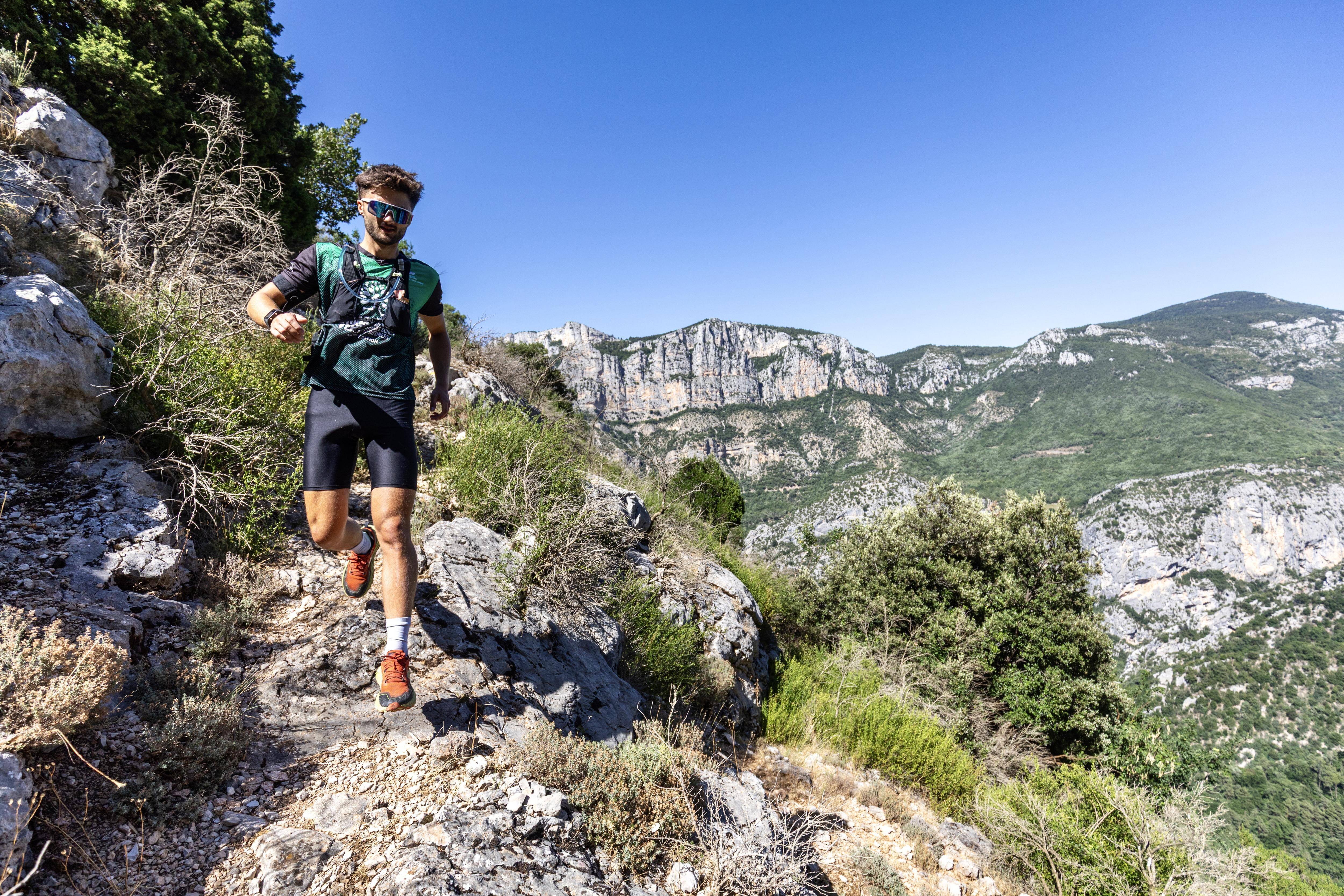 On a testé la plus vieille station de trail du Var avec une vue imprenable sur les gorges du Verdon