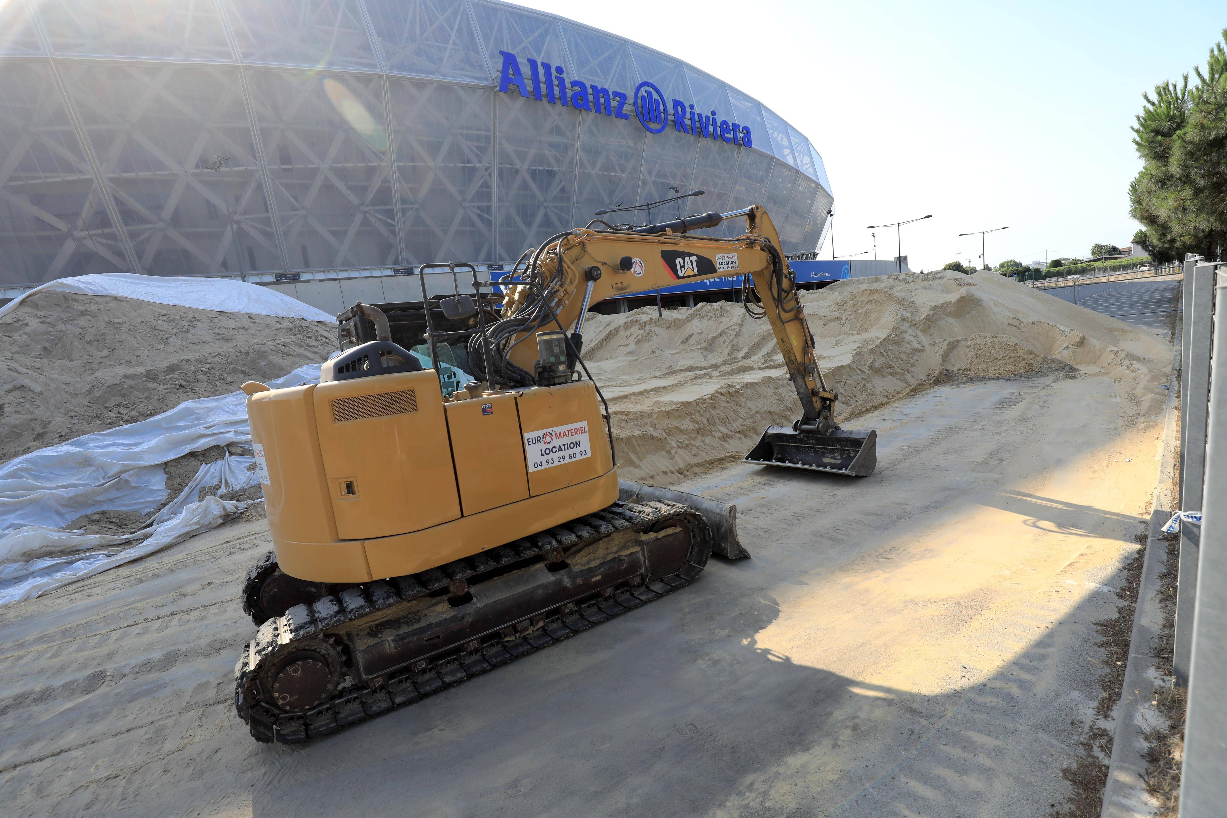 Un nouveau club de padel en construction près du stade Allianz Riviera à Nice