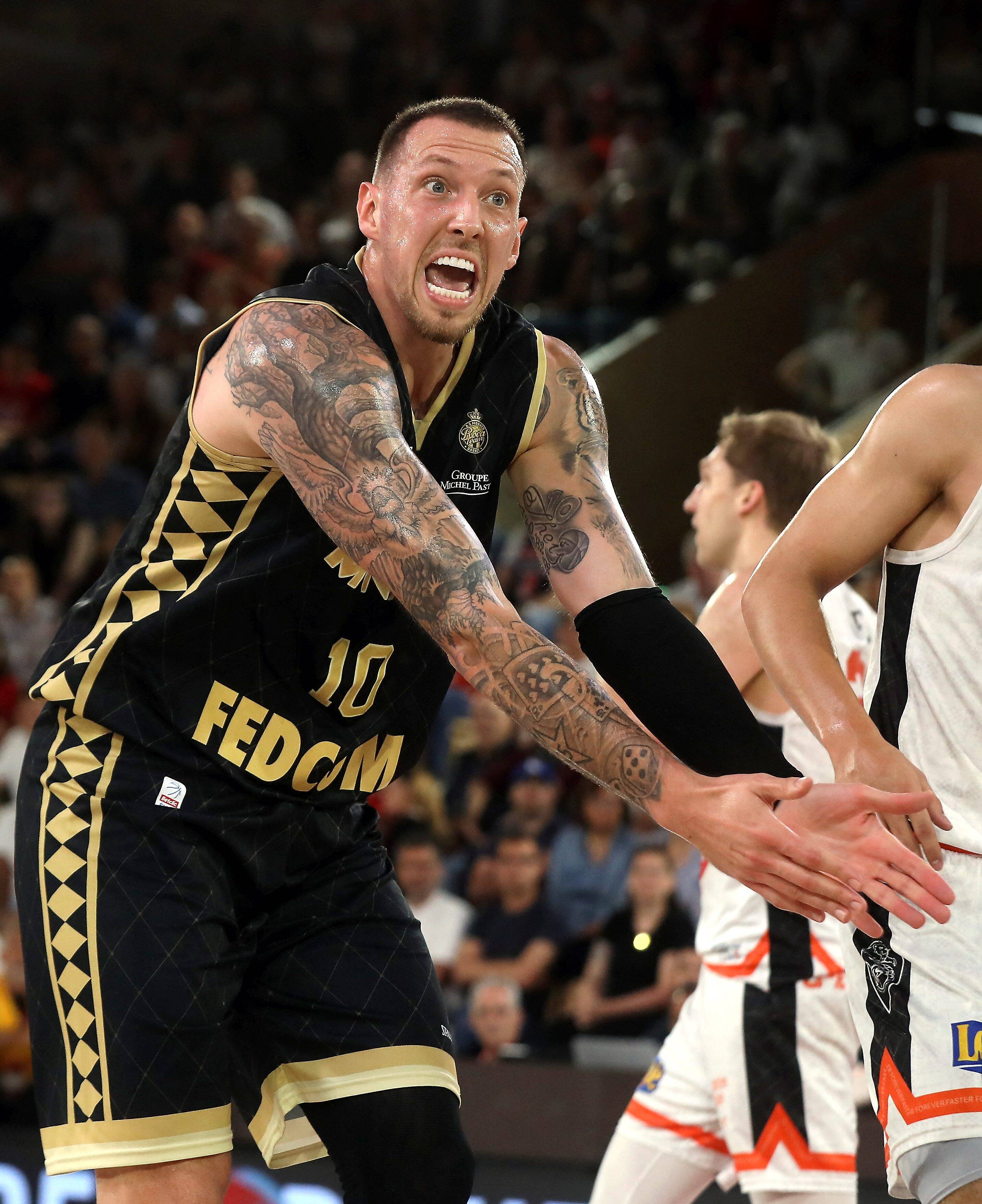 AS Monaco Basket: Daniel Theis reste sur le Rocher