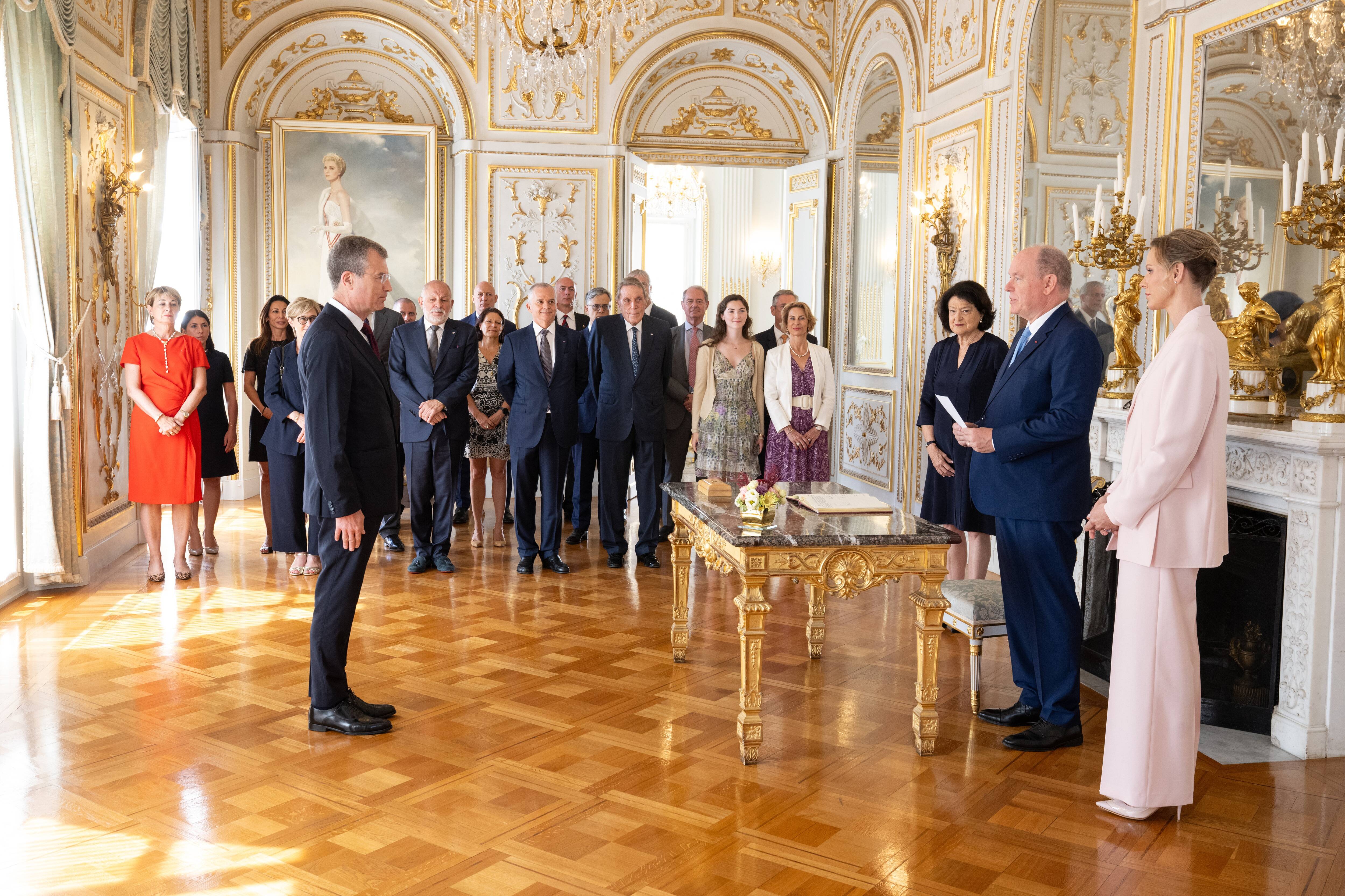 Christophe Mirmand a officiellement pris ses fonctions de ministre d'Etat