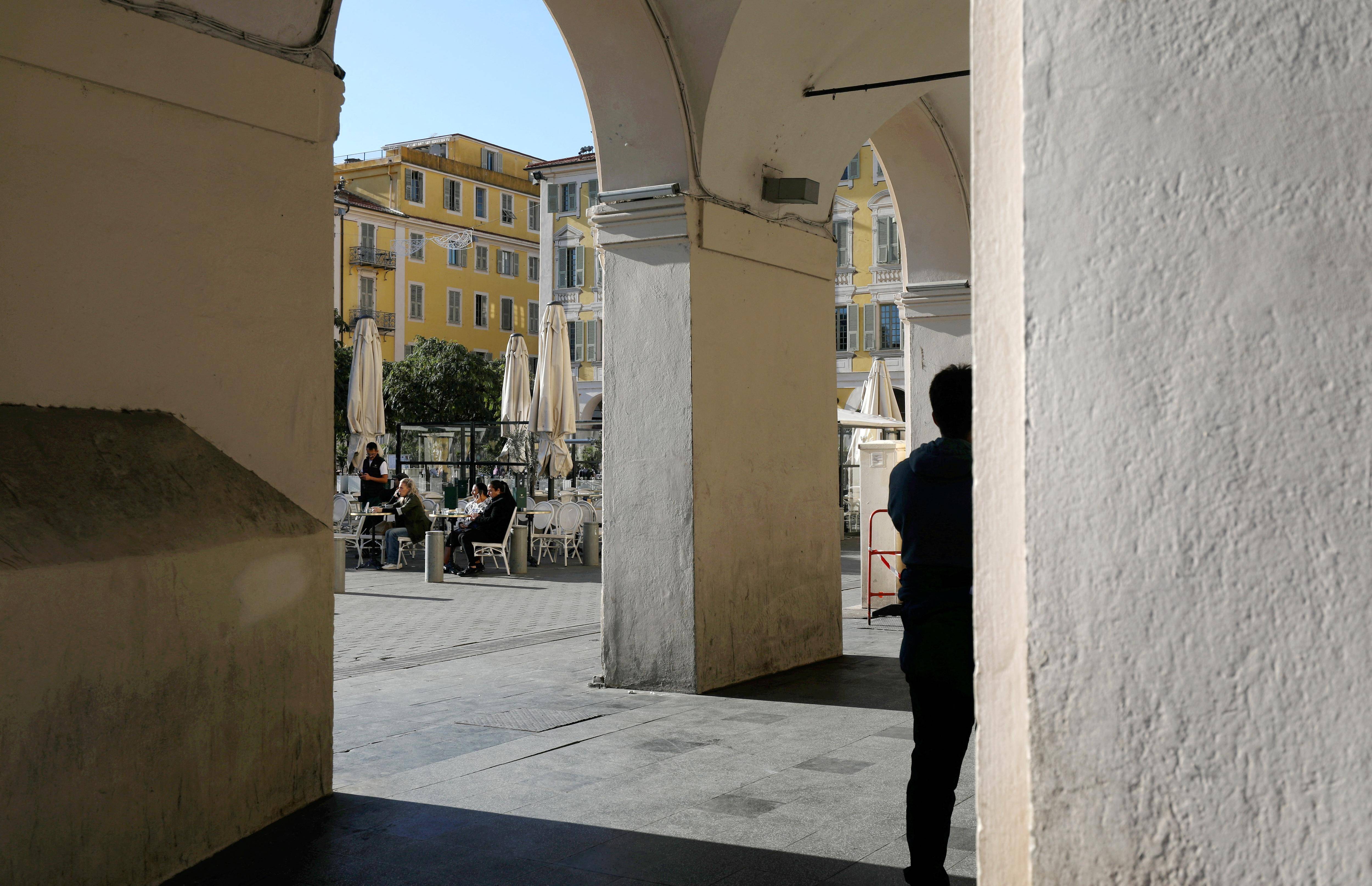 Un homme en garde à vue à Nice, suspecté d'avoir violé une jeune femme vulnérable place Garibaldi