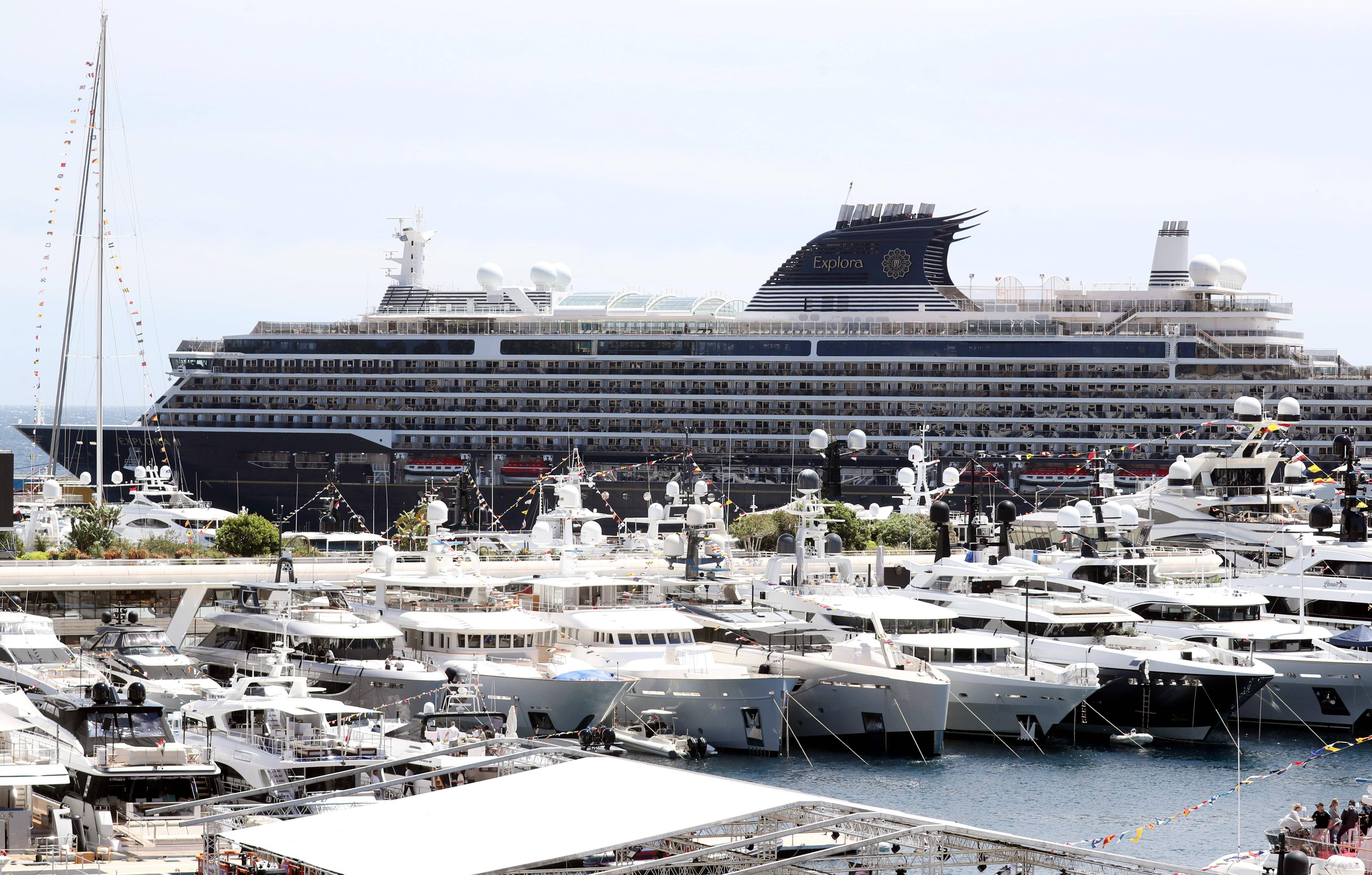 461 suites, 12 bars et lounges, 5 piscines... On a visité le navire de croisière de luxe Explora II lors de son escale à Monaco