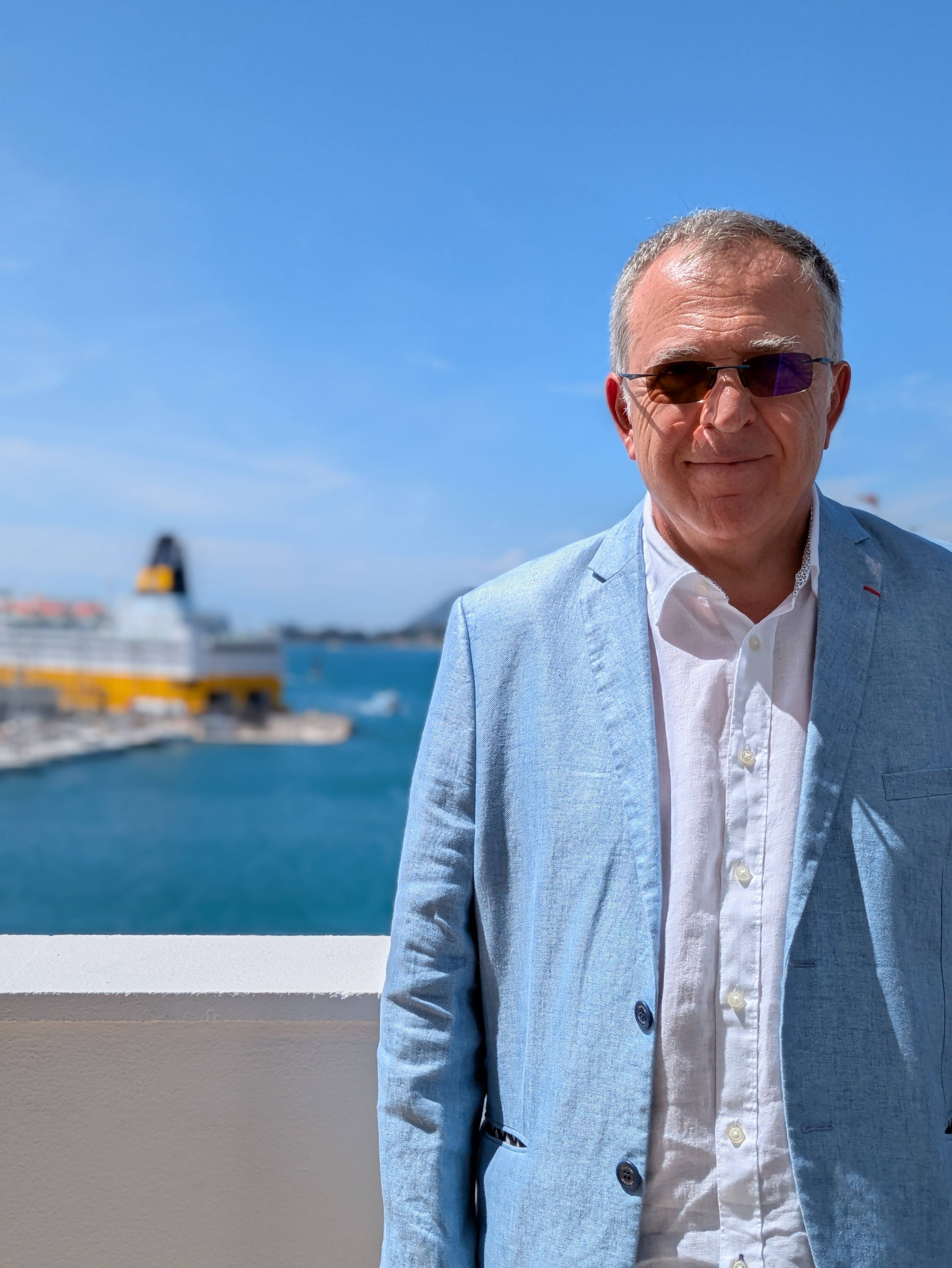 "Je ne pourrai jamais oublier Toulon": Salvador Nunez, "patron" du chantier de l'autoroute A57 revient sur cette entreprise hors-norme