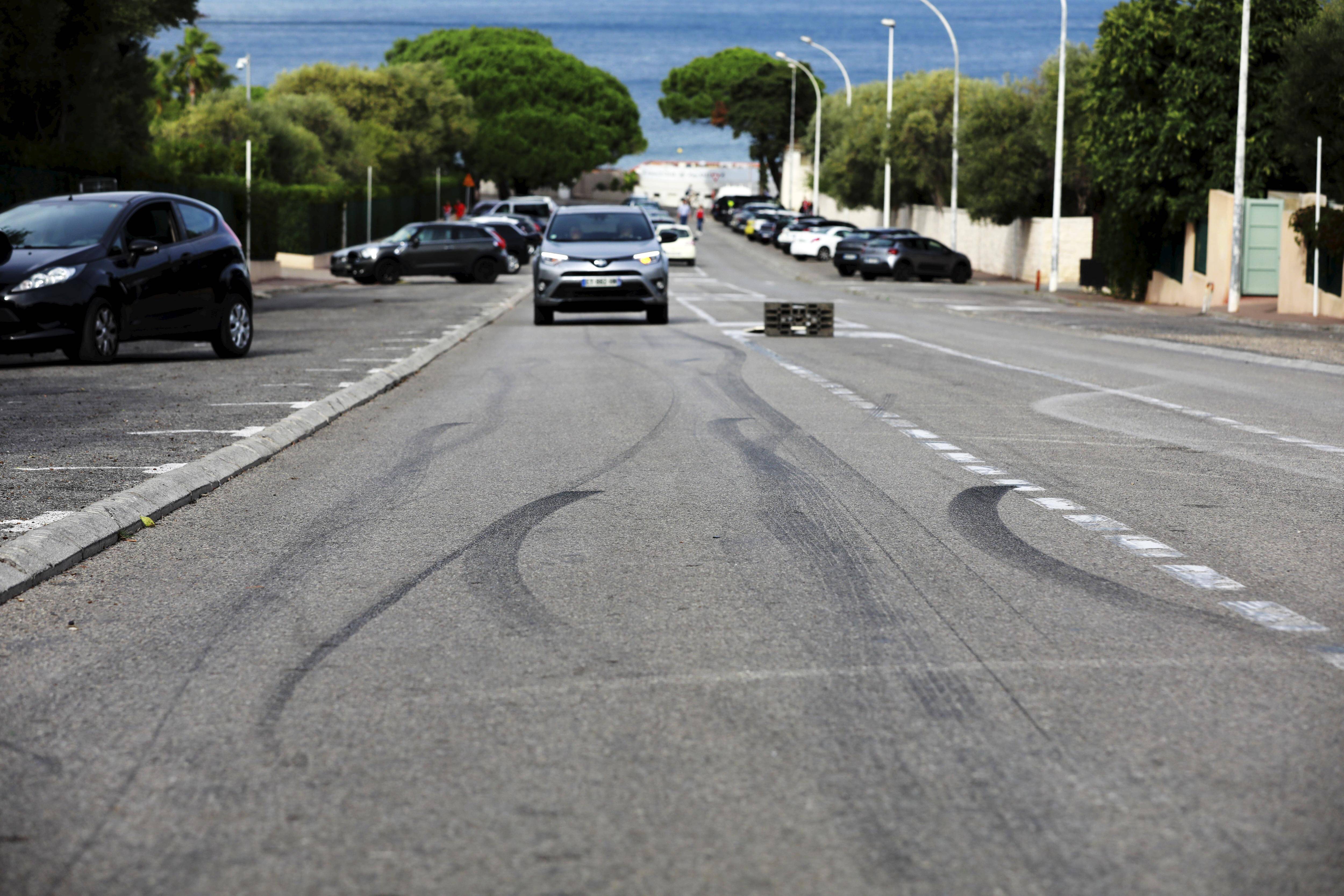 "Le point de rupture atteint": au cap d'Antibes de nombreux riverains disent leur ras-le-bol des rodéos urbains nocturnes