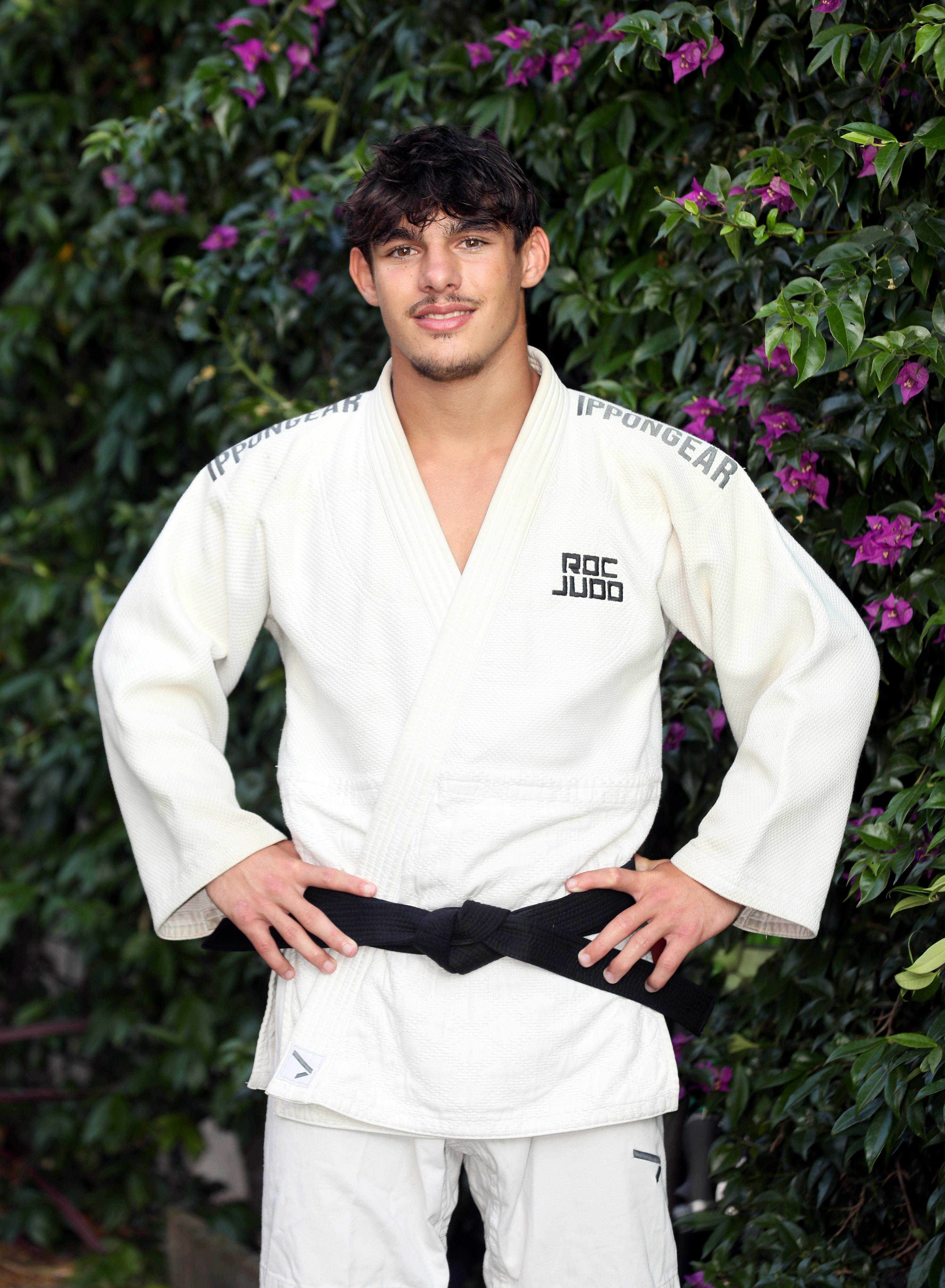 Ceinture noire et brevet avec mention... À 15 ans ce champion de judo du pays de Grasse impressionne