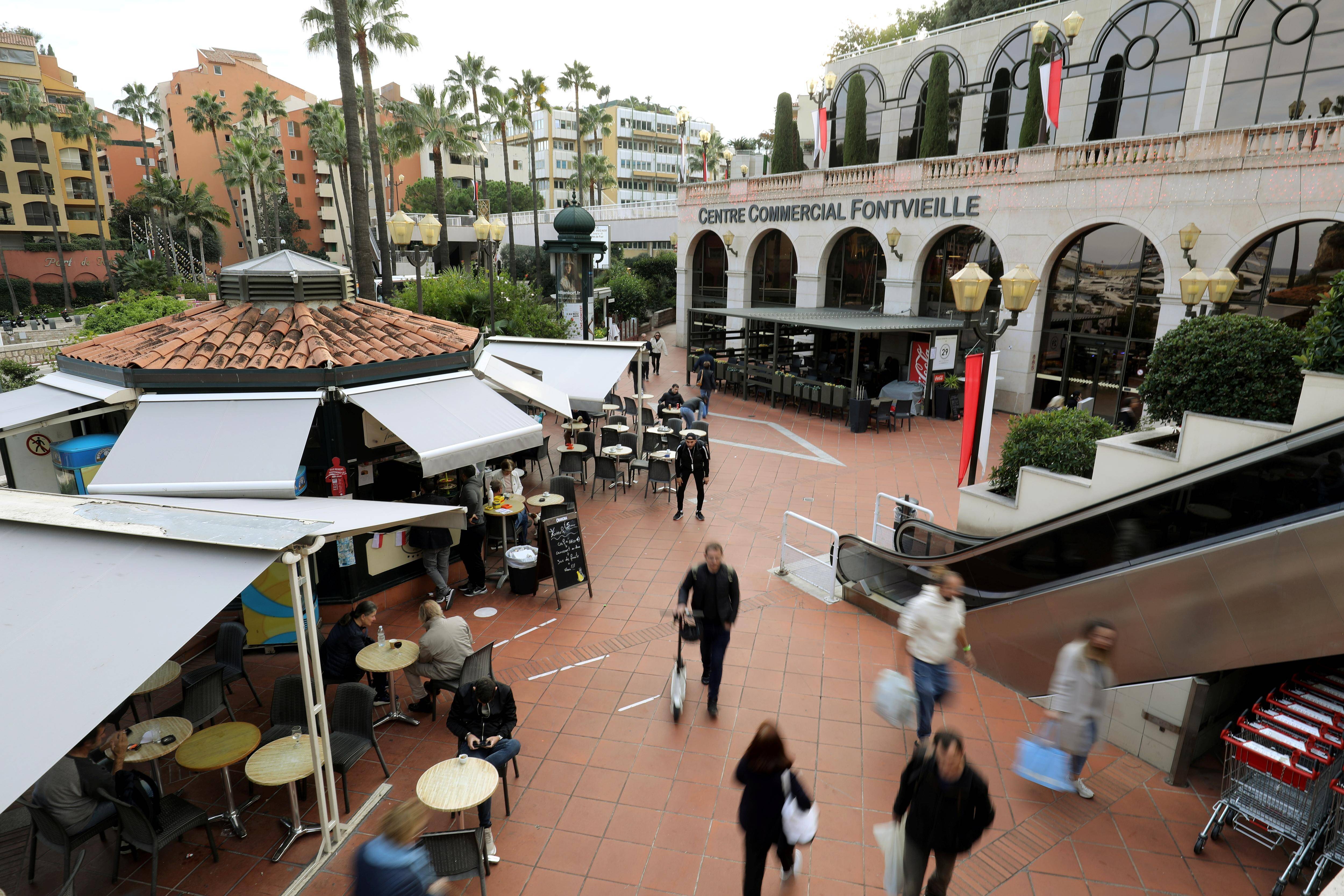 Travaux jusqu'en 2030, salles de cinéma, surface commerciale augmentée: un projet de restructuration du Centre commercial de Fontvieille à Monaco présenté au Conseil national et aux commerçants