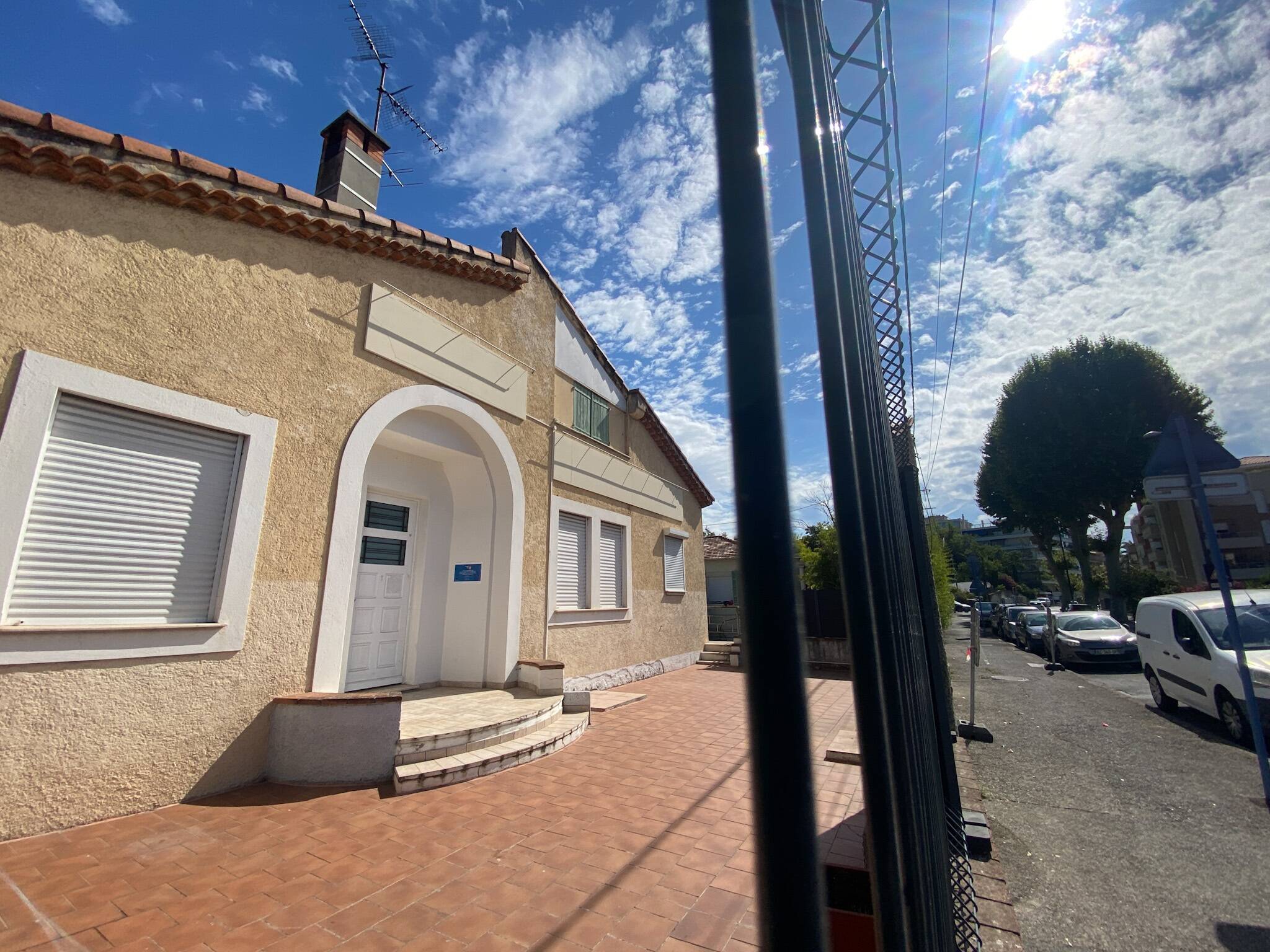 "Un endroit central, rassurant, sécurisé et accessible": une maison refuge pour les femmes et les enfants victimes de violences à Cagnes-sur-Mer