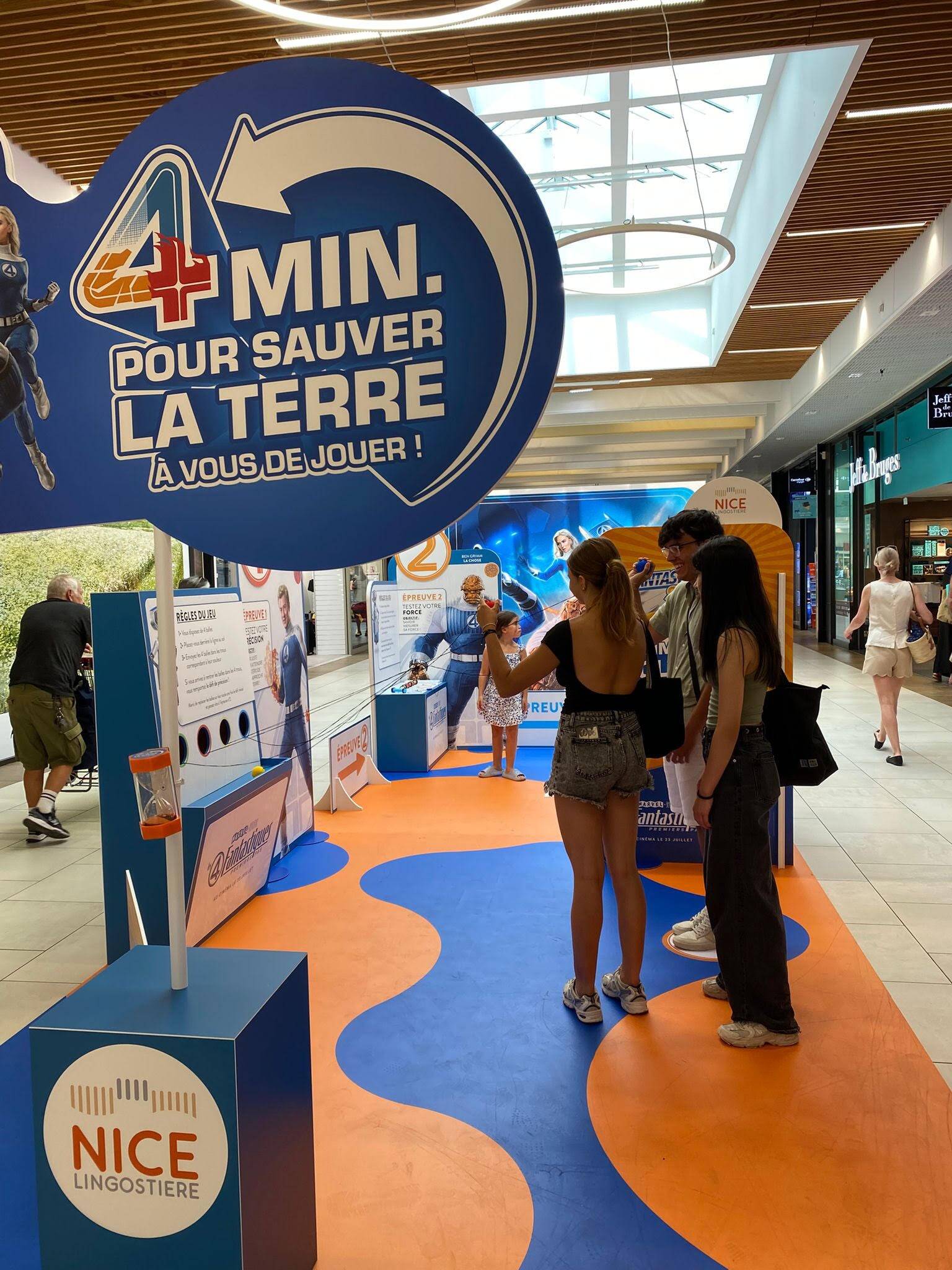 Cet été, un centre commercial de Nice propose un concours sur les thème du film "Les 4 fantastiques"