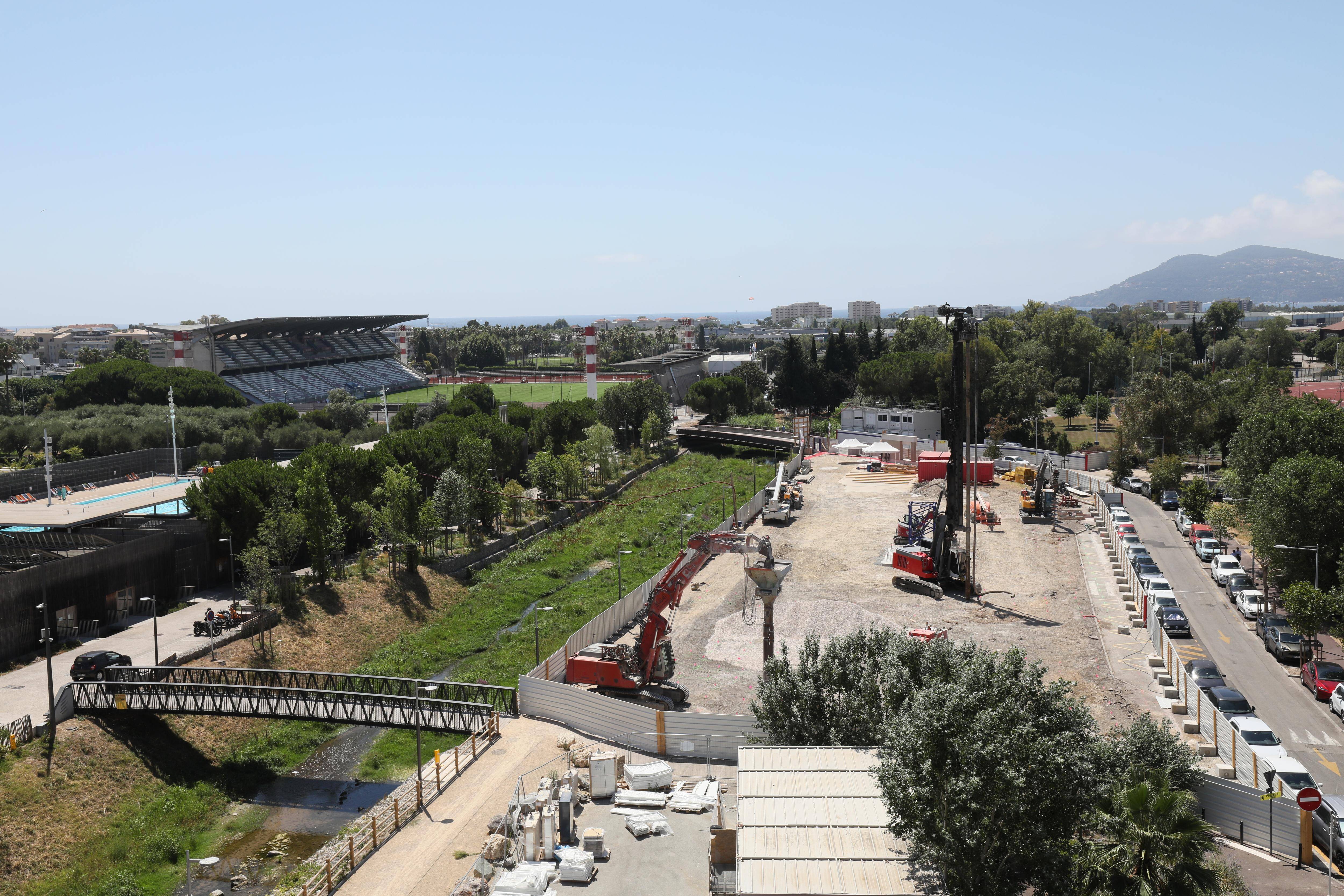 "La première concrétisation, la plus spectaculaire et massive": le chantier du bâtiment Sport santé de la Frayère est lancé à Cannes