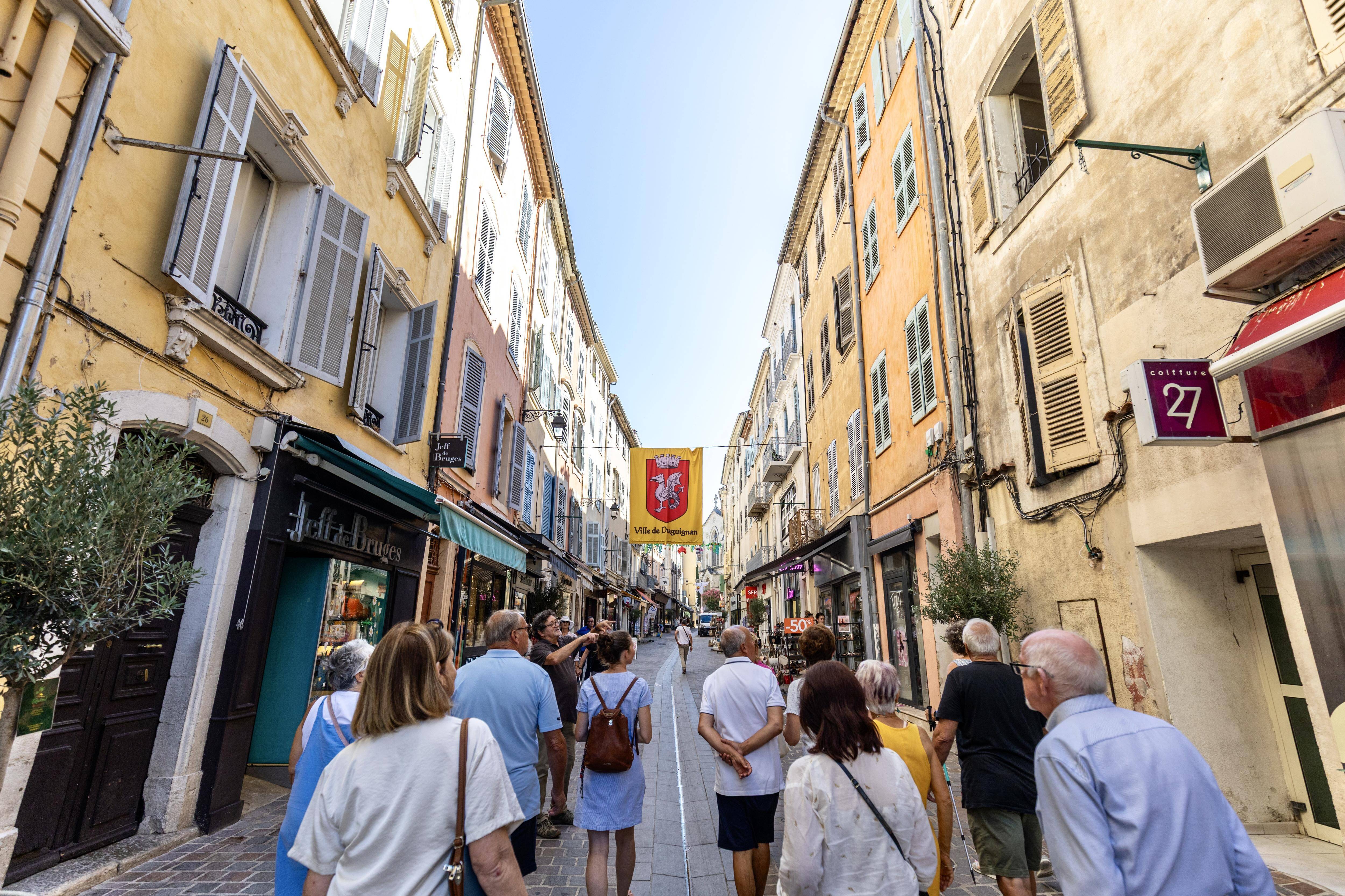 À la découverte des secrets de Draguignan grâce aux visites guidées chaque jeudi