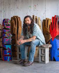 Laissez-vous guider par l'oeuvre singulière de Ryan Schneider à La Citadelle à Villefranche-sur-Mer