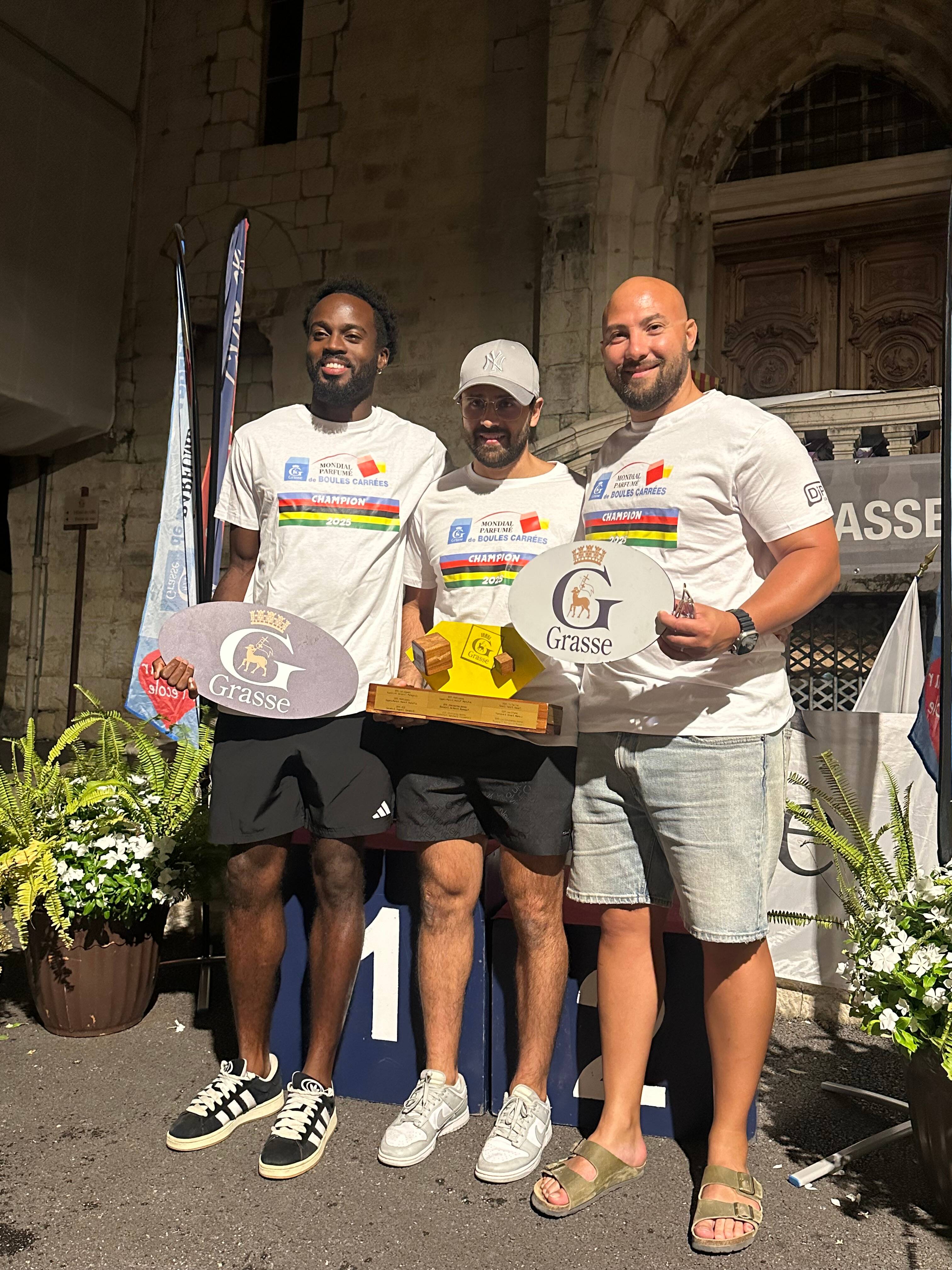Un athlète international s'impose au tournoi de boules carrées à Grasse
