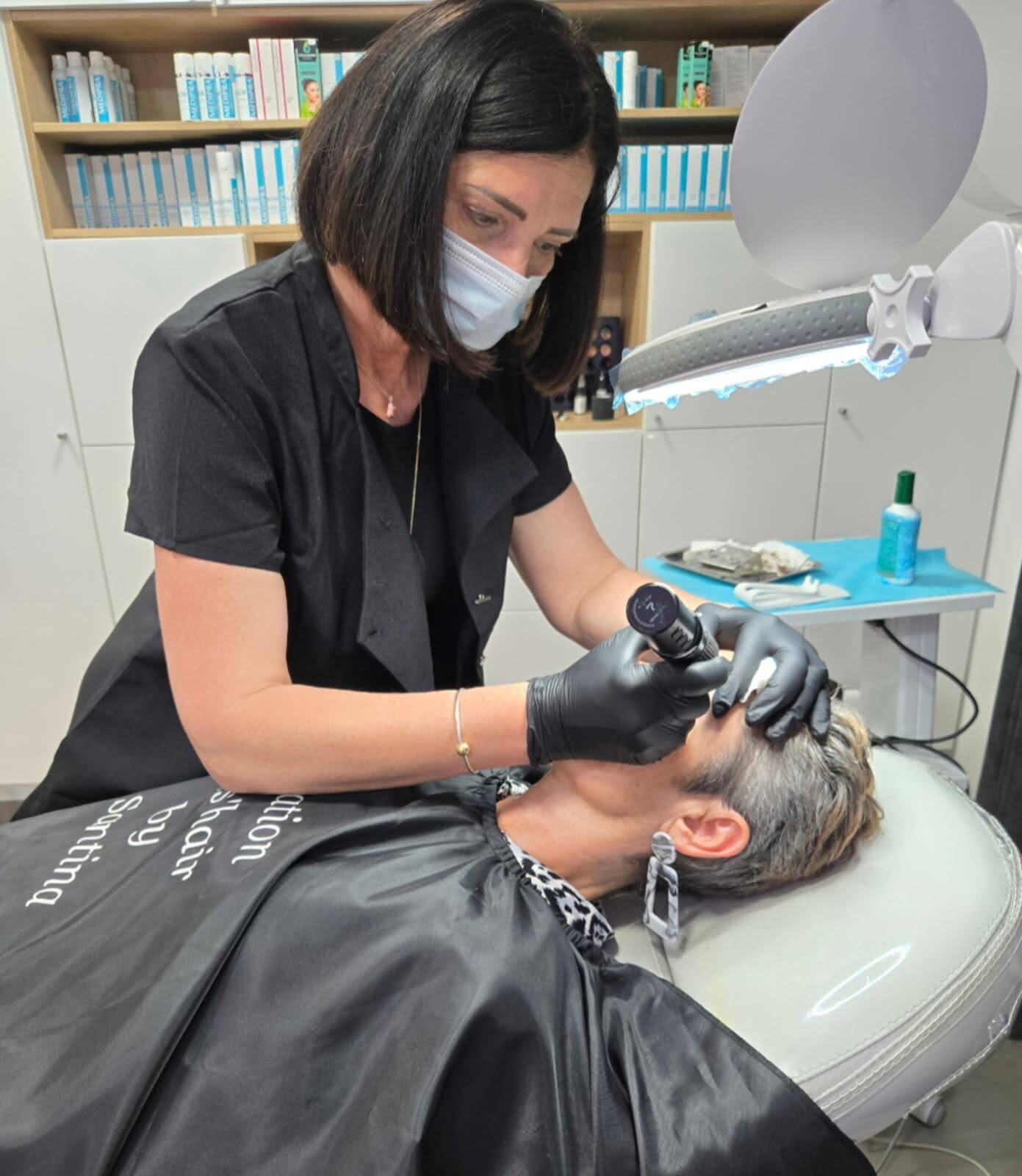 Beauté et regain de confiance en soi pour les femmes atteintes d'un cancer grâce à cette association à Fréjus