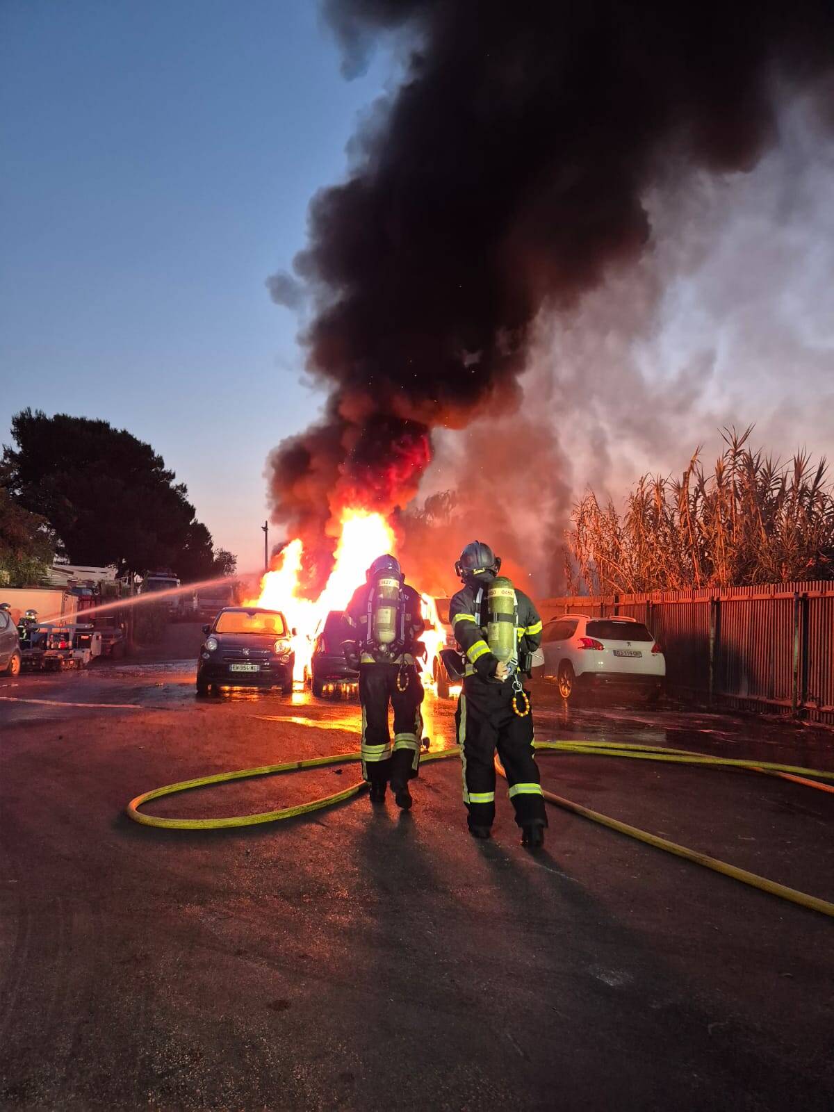 Un incendie en cours à la fourrière municipale de Villeneuve-Loubet