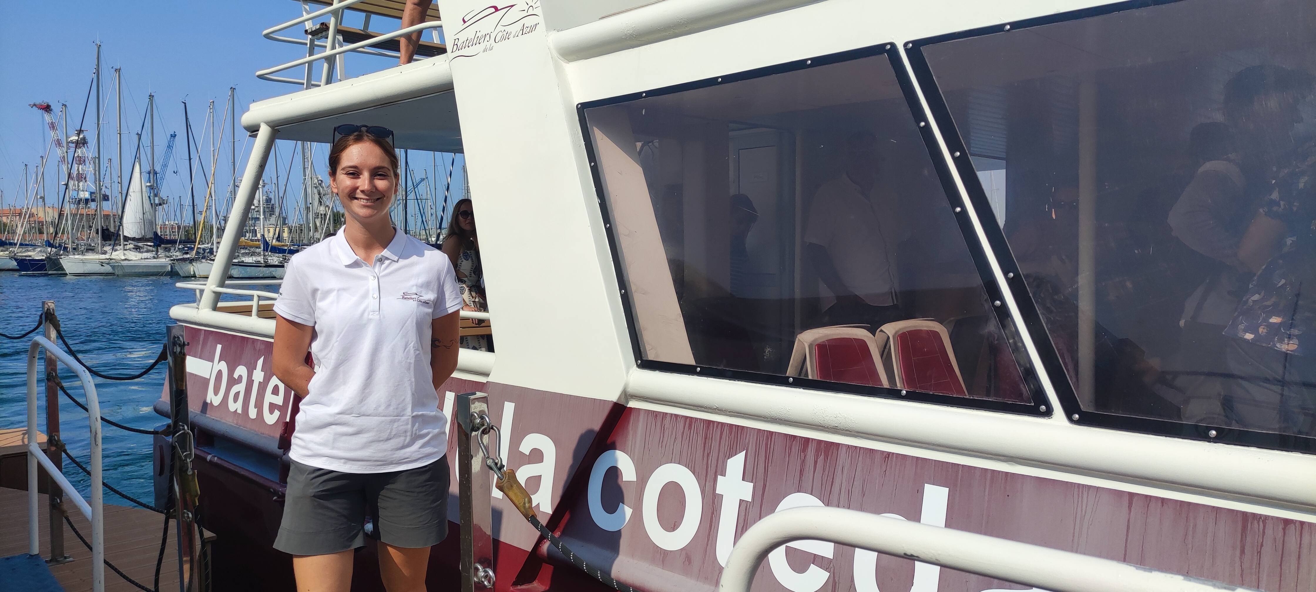 "Matelote pour être tous les jours sur l'eau !": à la rencontre de Marine qui assure la sécurité des touristes lors des visites de la Rade de Toulon