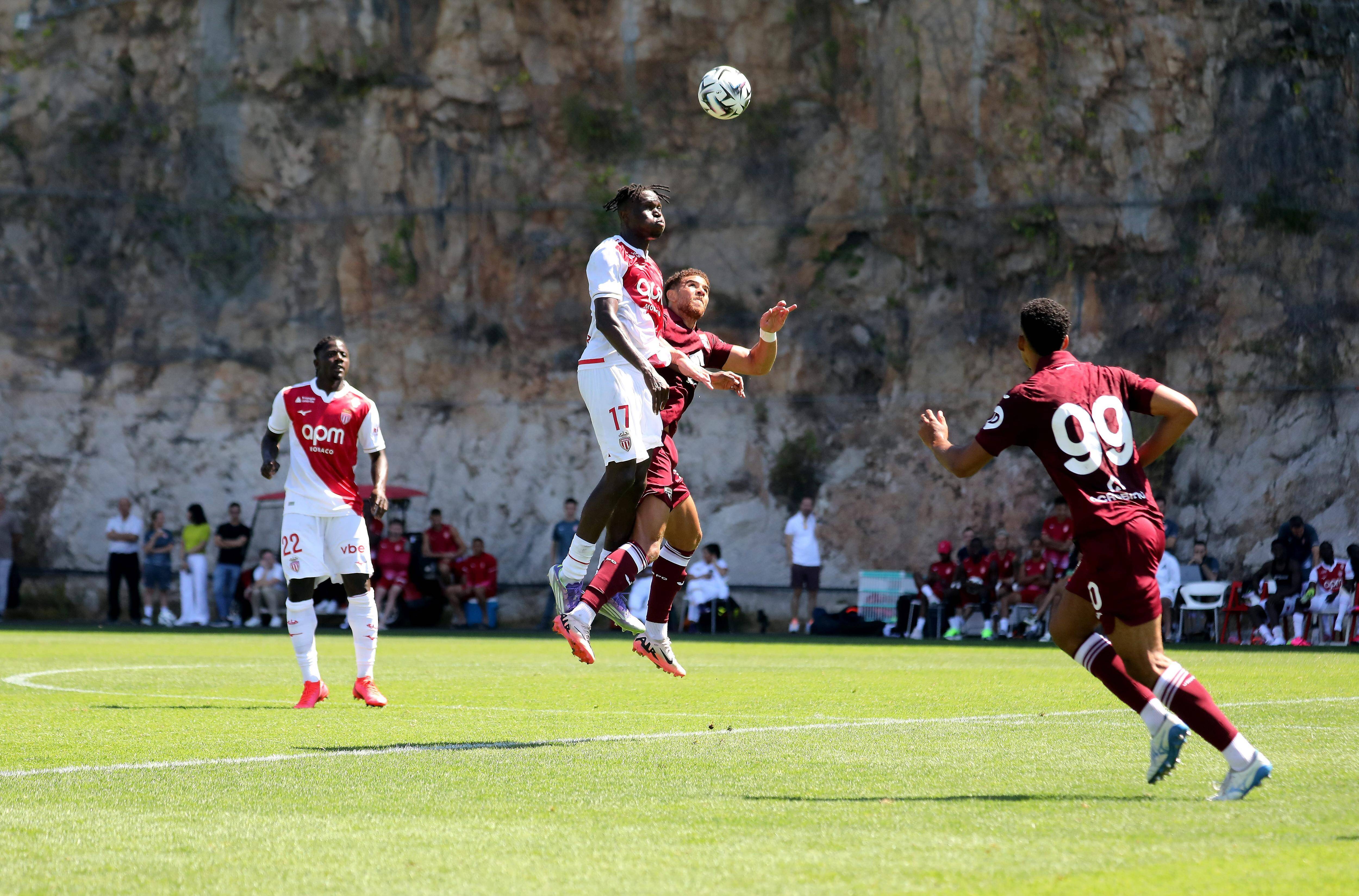 Dier en renfort, choix riche et varié, mercato toujours en cours: quelle charnière centrale pour l'AS Monaco cette saison?