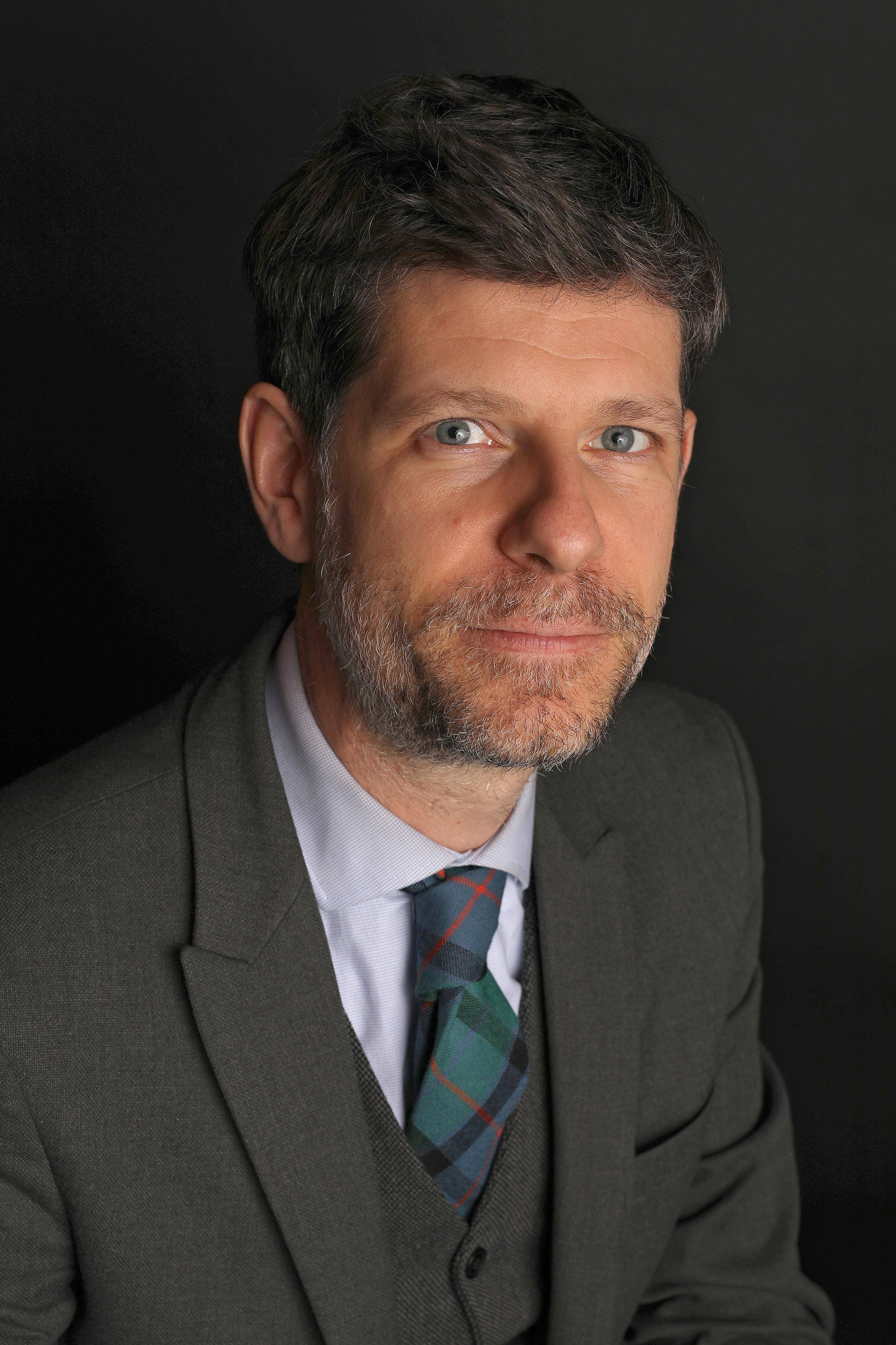 De Marat à Hitler, en passant par Napoléon et Henri IV: la mort des personnages célèbres n'a (presque) plus de secret pour Philippe Charlier