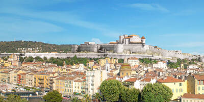 "Ça fait un an et plus de 400 heures de travail que je me consacre à ce projet et je suis encore loin d'avoir terminé": il fait renaître le château de Nice grâce à la 3D