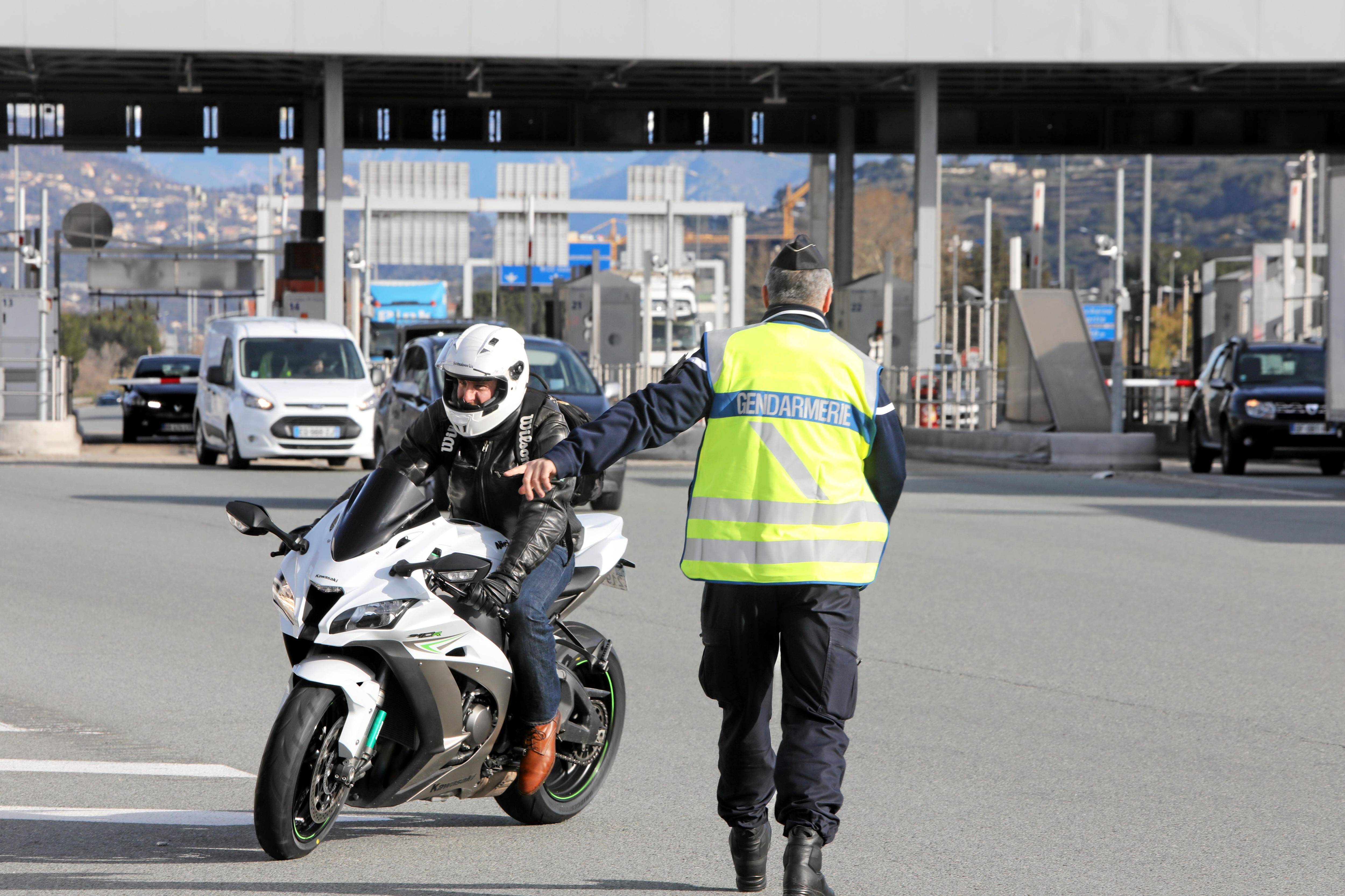 Hausse de 120% de la mortalité sur les routes des les Alpes-Maritimes en juillet: les forces de l'ordre mobilisées sur l'autoroute A8 ce mercredi