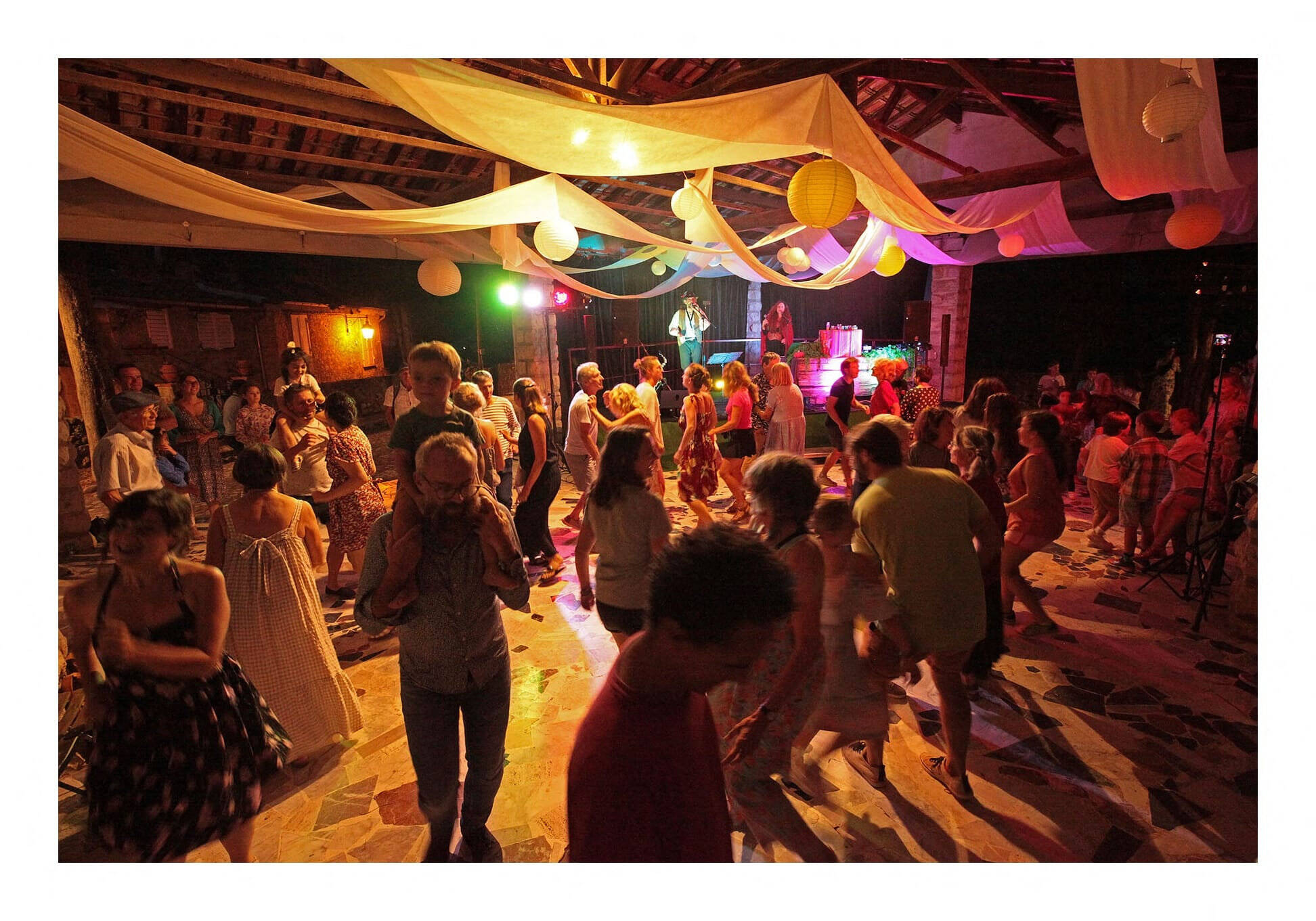 "Leur démarche artistique est tournée vers l'échange entre les styles et les cultures": entre tradition et modernité, le festival Vira Soleu va enflammer Coaraze les 23 et 24 août