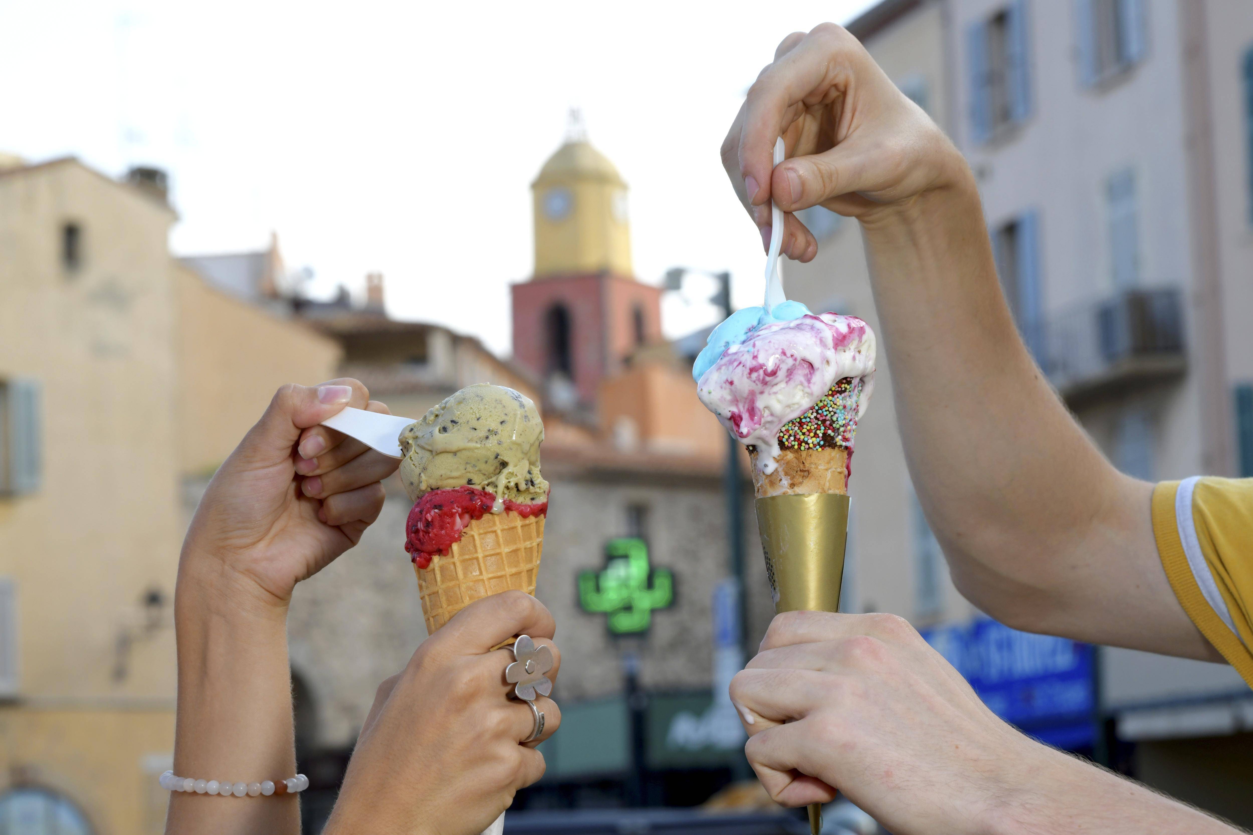 Sorbets, crèmes glacées ou à l'italienne... Tour d'horizon des glaciers à Saint-Tropez avec de nouveaux venus