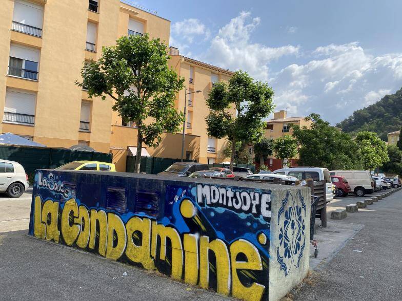 Mort en direct du streamer: la mère et un frère de Jean Pormanove sont arrivés dans les Alpes-Maritimes