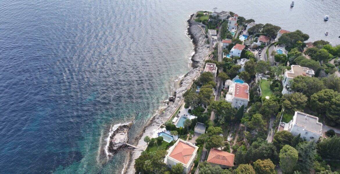 Paillotes, yachts, constructions illégales : les "nouvelles guerres du littoral" dans un numéro d'Enquête exclusive ce dimanche sur M6