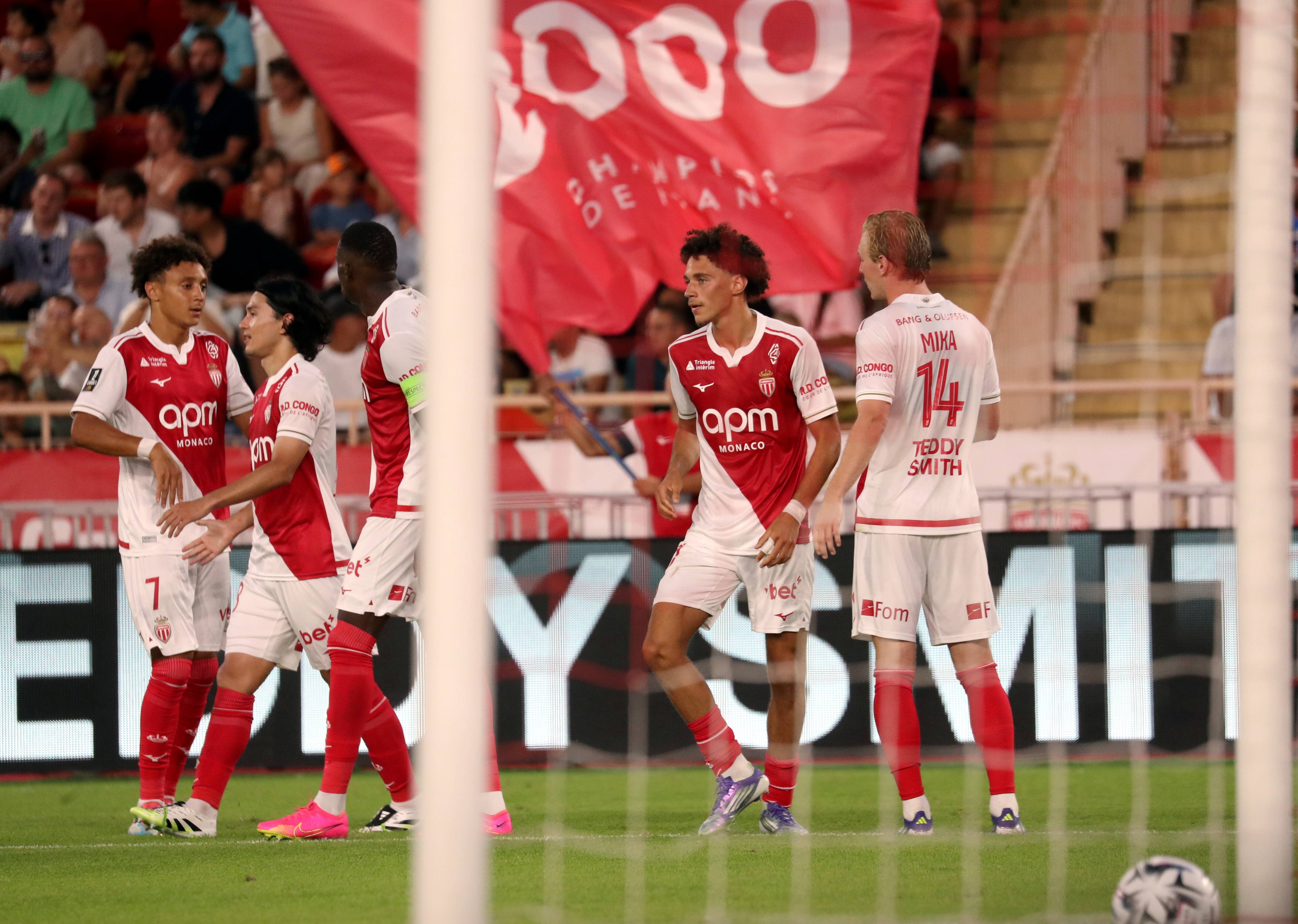Prix élevés, situations bloquées, joueurs bien installés: pourquoi l'AS Monaco se retrouve en effectif surchargé à une semaine de la fin du mercato