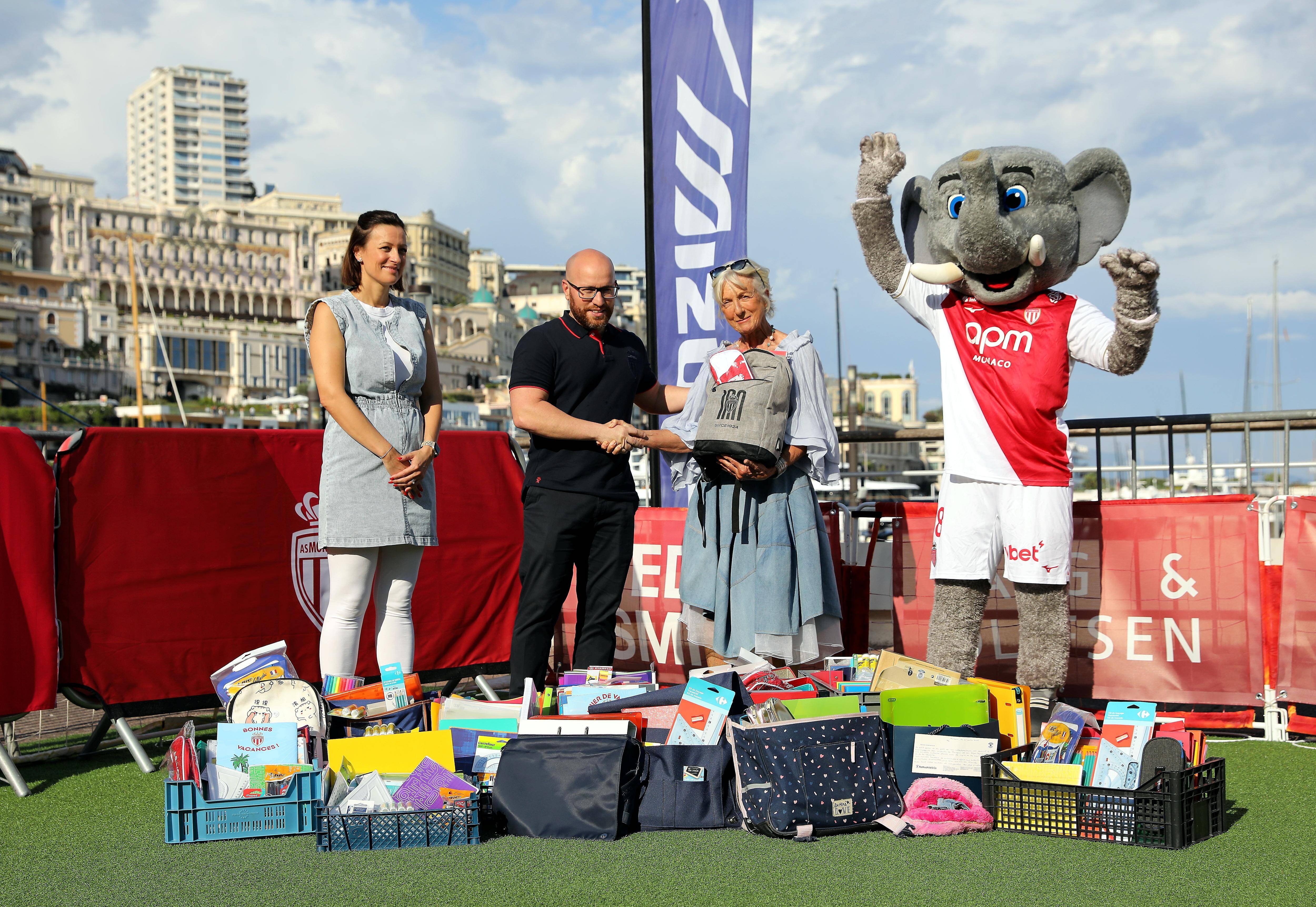 L'AS Monaco et les Enfants de Frankie s'associent pour récolter des fournitures scolaires
