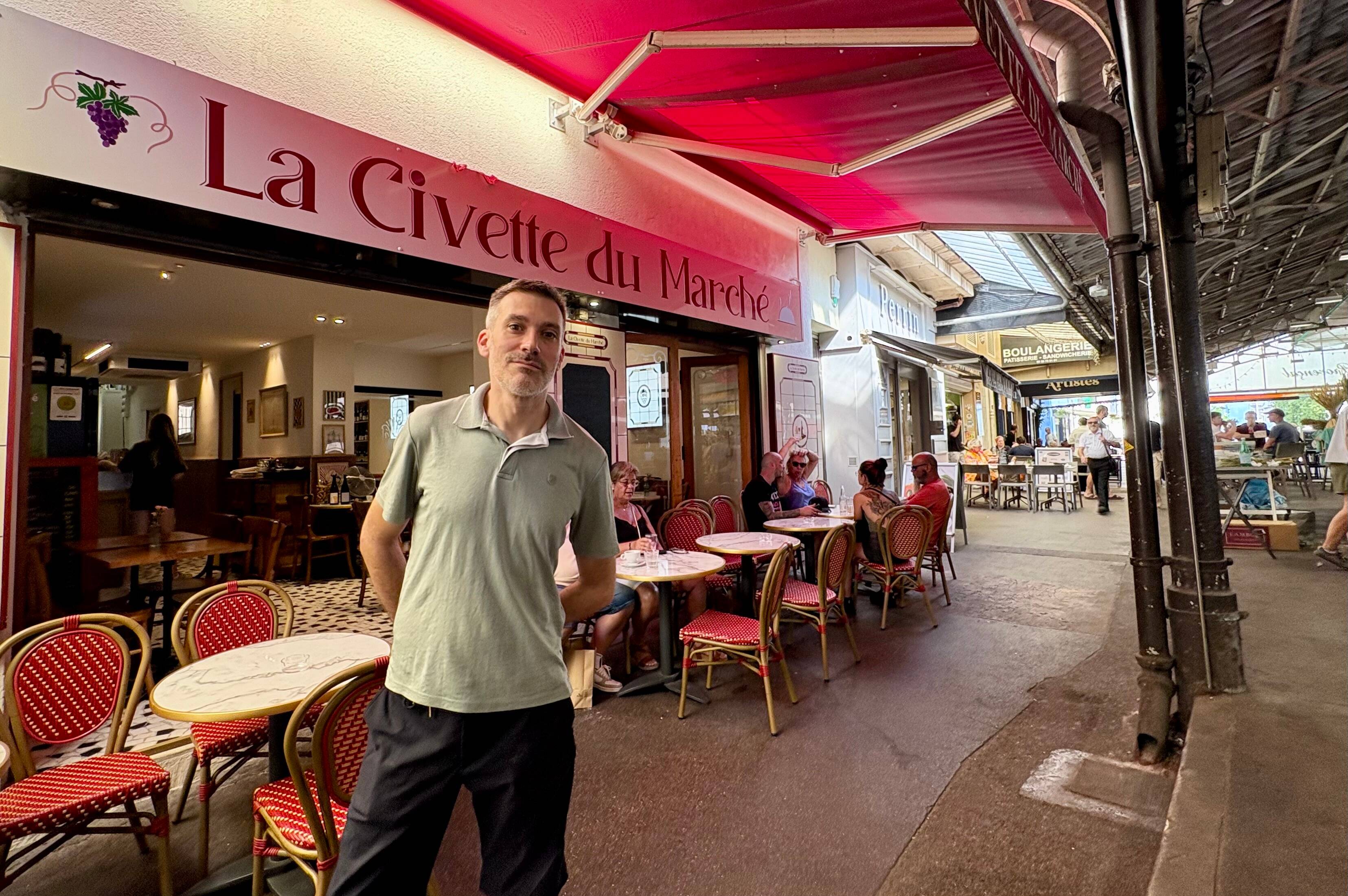 "Les habitués sont un peu déboussolés": trois associés relancent l'emblématique Civette à Antibes