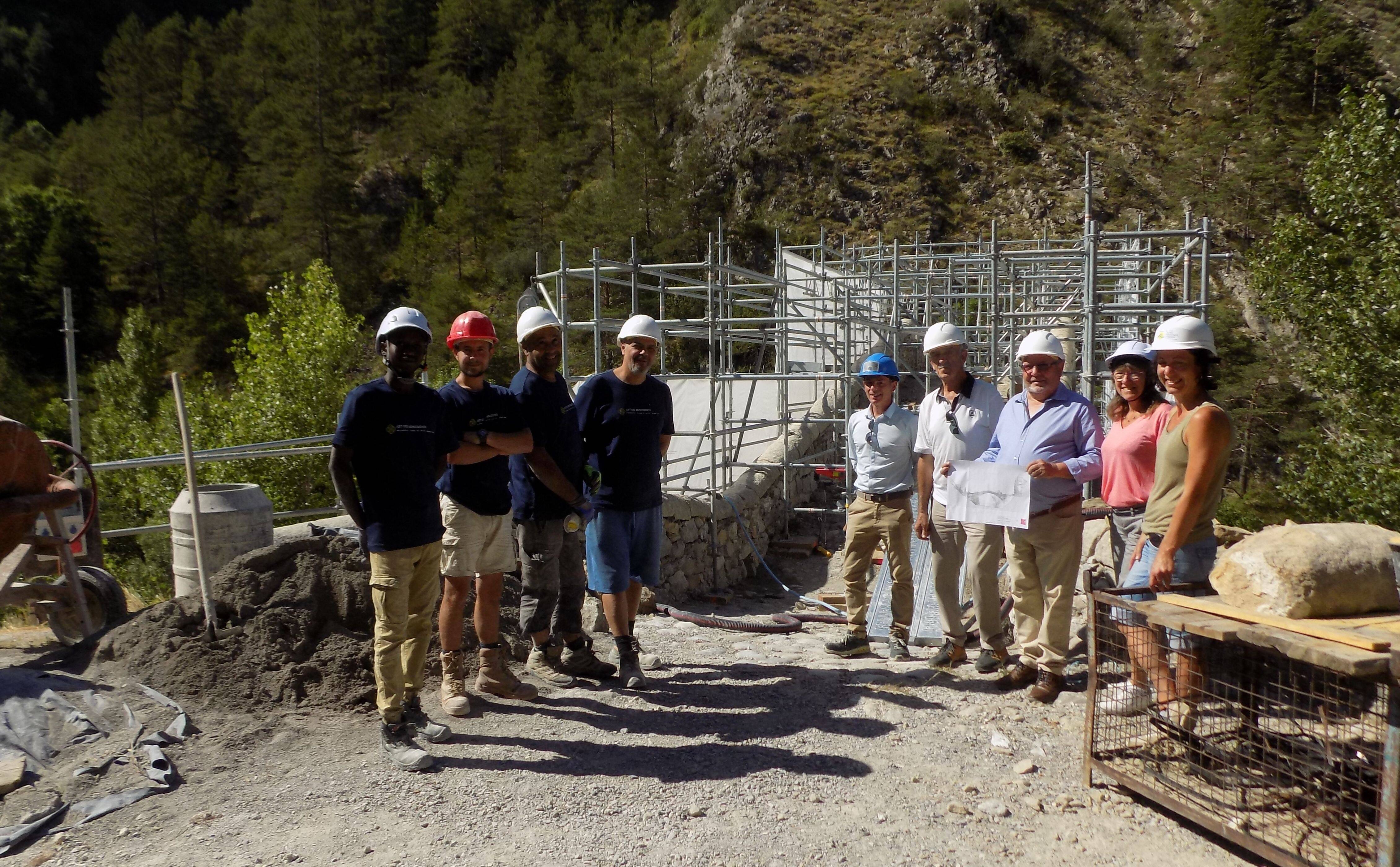 Le pont de la Reine Jeanne fait peau neuve à Annot