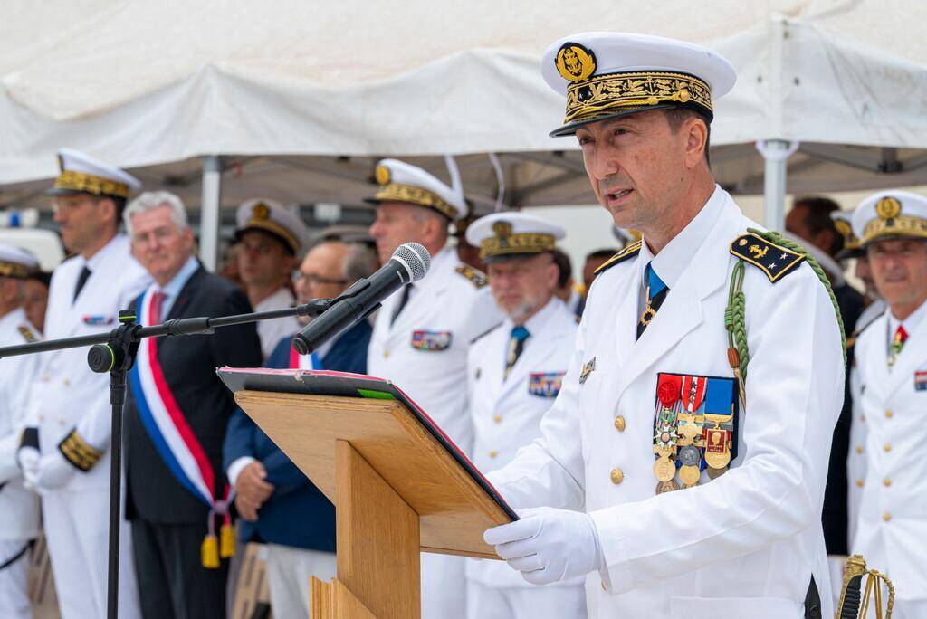 Qui est le contre-amiral David Desfougères, le nouveau patron de la Force de l'aéronautique navale?