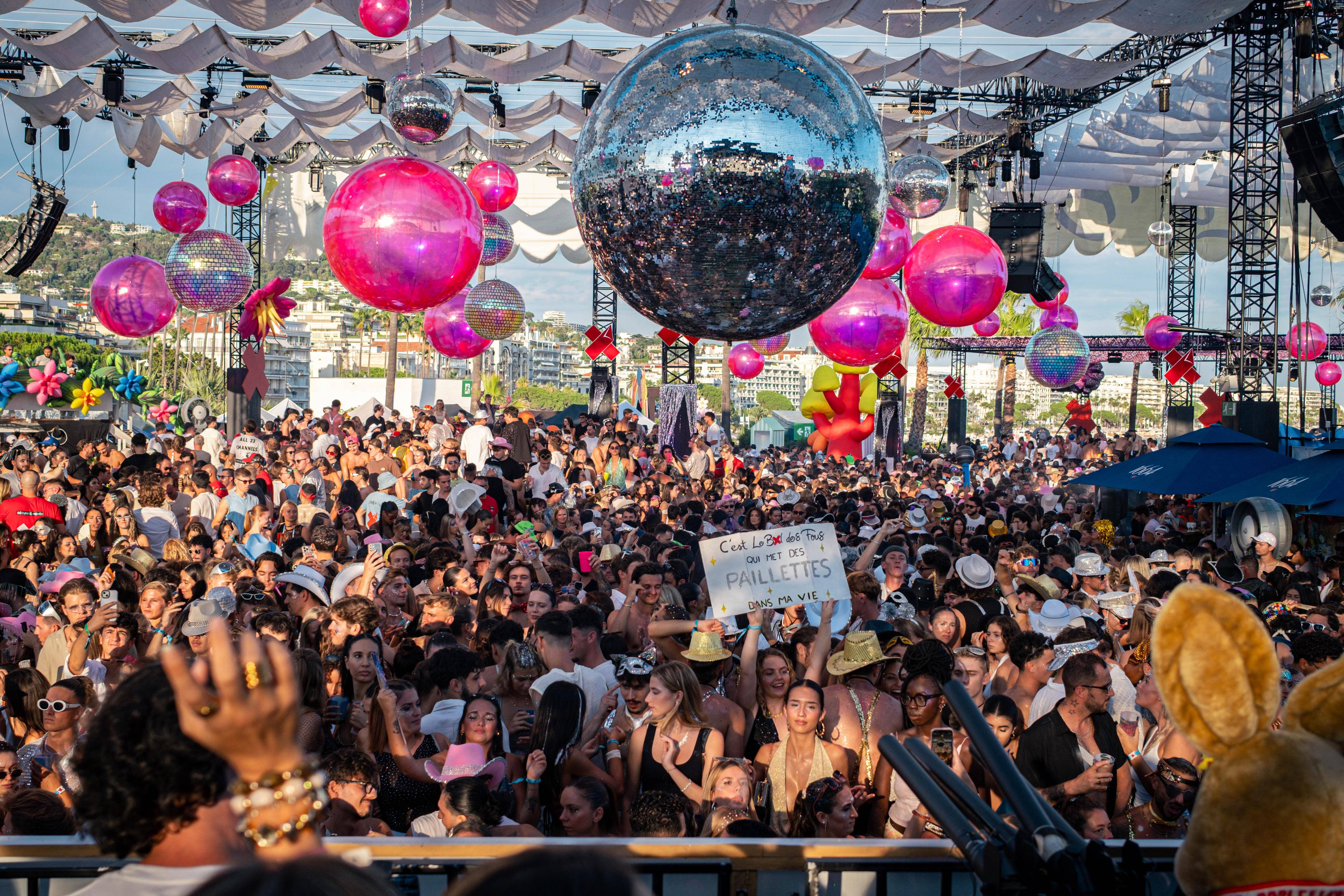 Nouveautés écolos, appli dédiée, dates en hiver... Retour sur la saison bouillonnante du Bal des fous avant le dernier rendez-vous, samedi