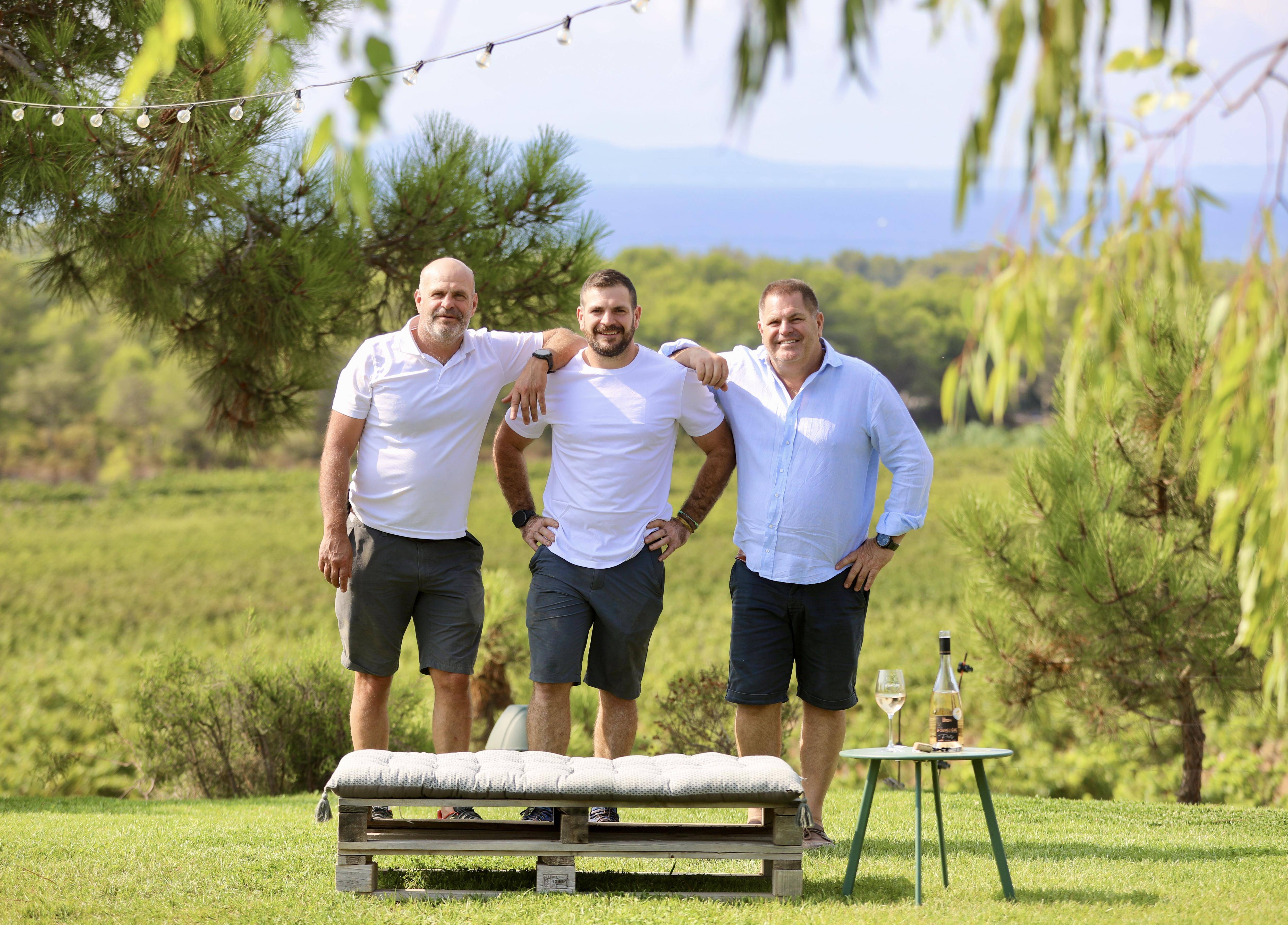 Au Domaine de la Sanglière, cette famille varoise bichonne les sols pour produire ses vins