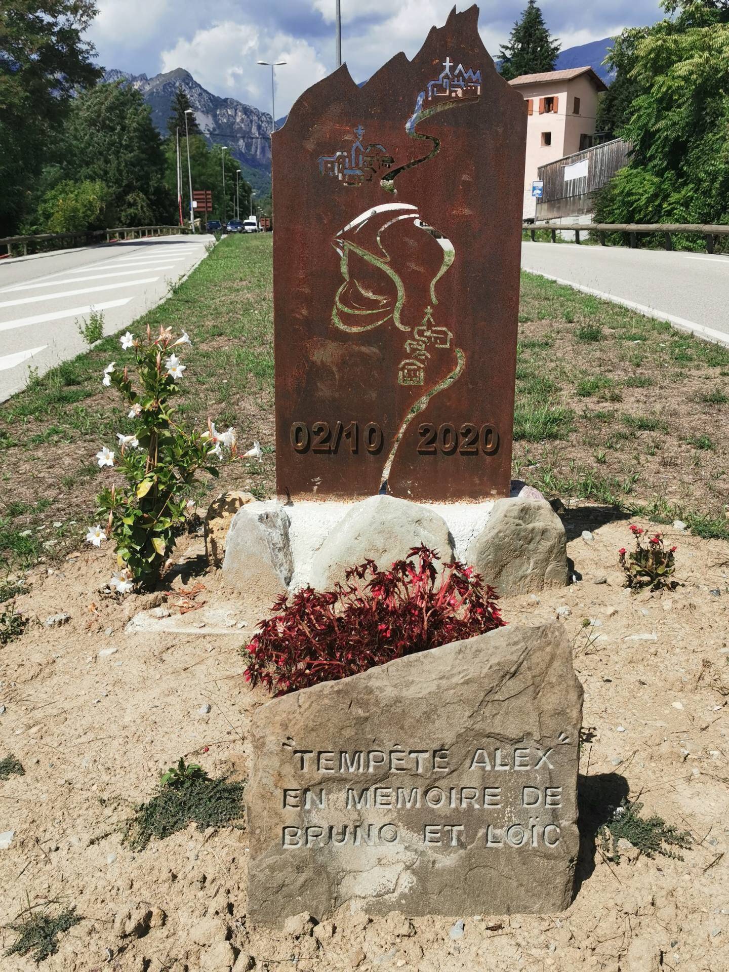 Incompréhension dans la Vésubie autour du mémorial pour les pompiers victimes de la tempête Alex