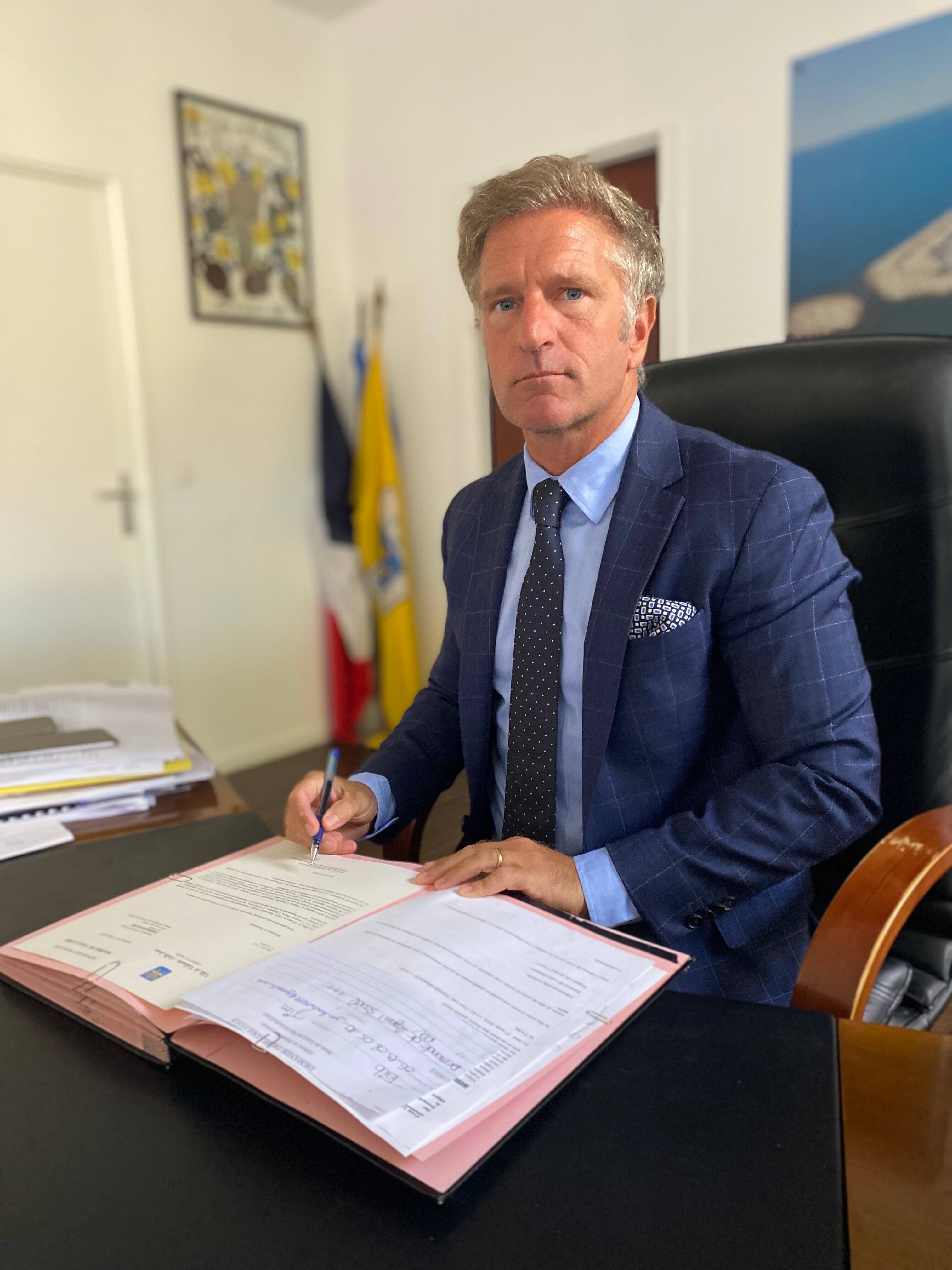 "Nous sommes en France la commune qui a le plus baissé la part communale de sa taxe foncière": baisse record de la taxe foncière à Vallauris