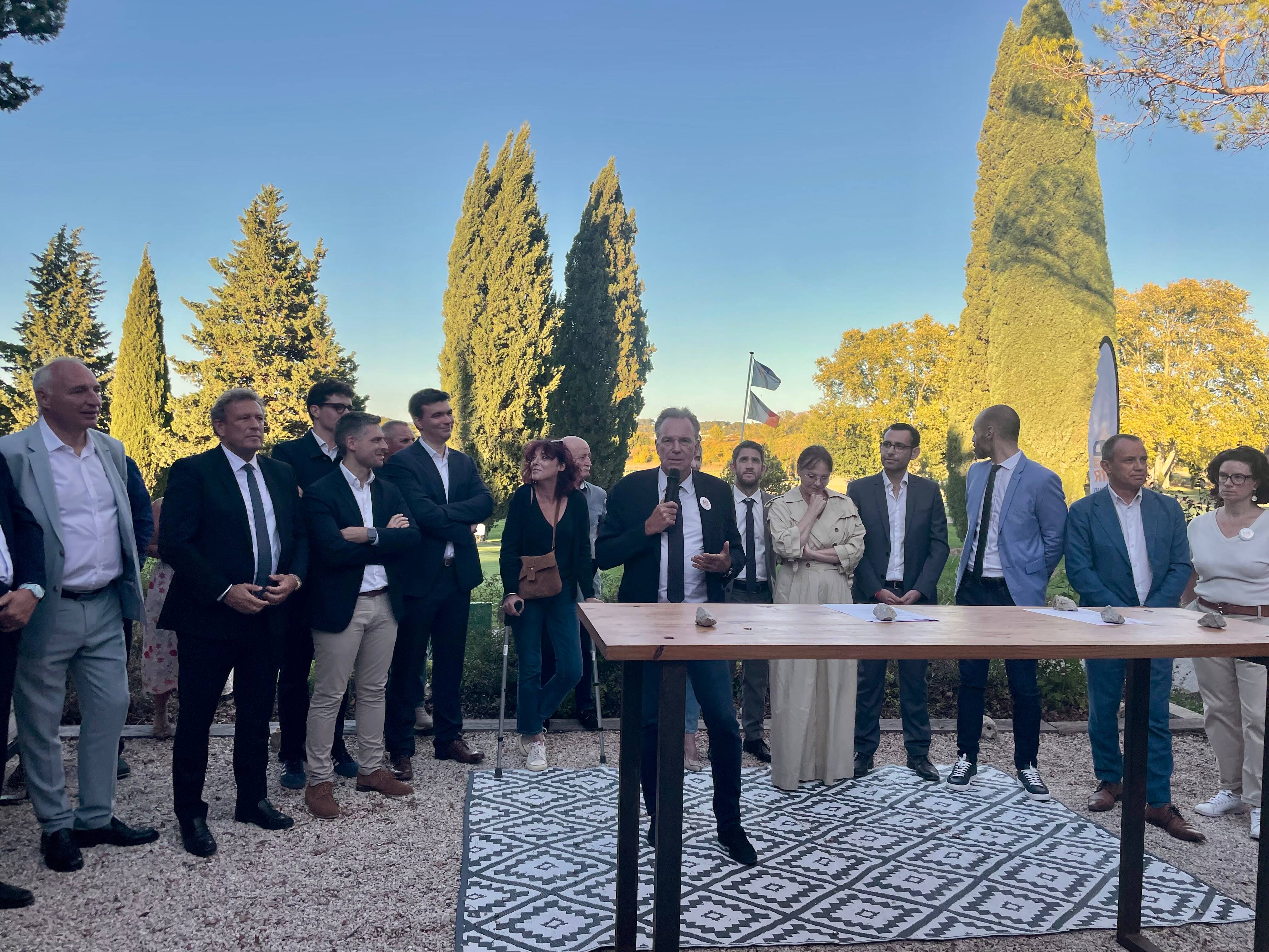 "Ils ne sont pas bons": Renaud Muselier dézingue François Bayrou et le RN