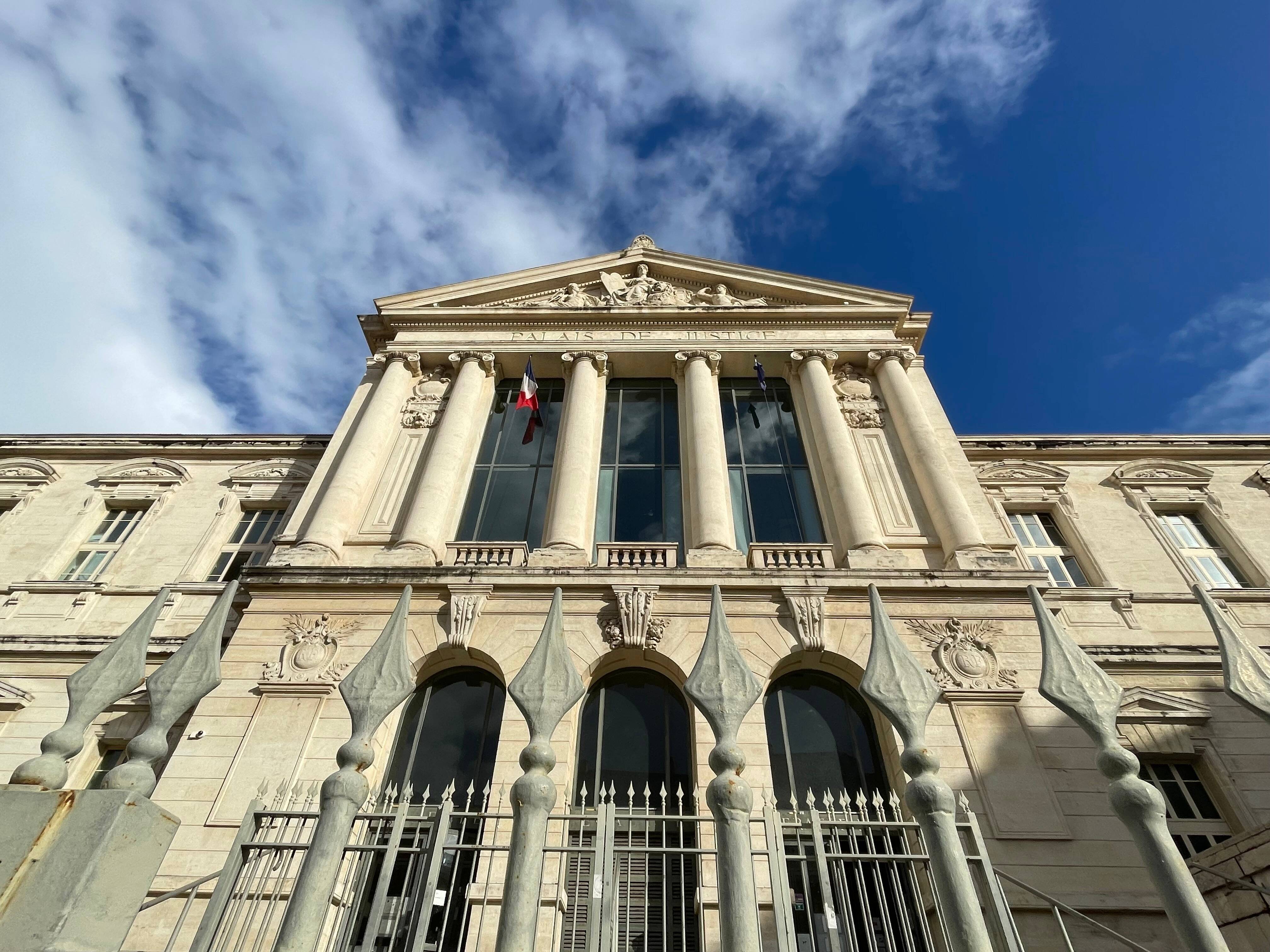 Expédition punitive à Nice: un trentenaire ouvre le feu et blesse un homme en recherchant le voleur de son scooter