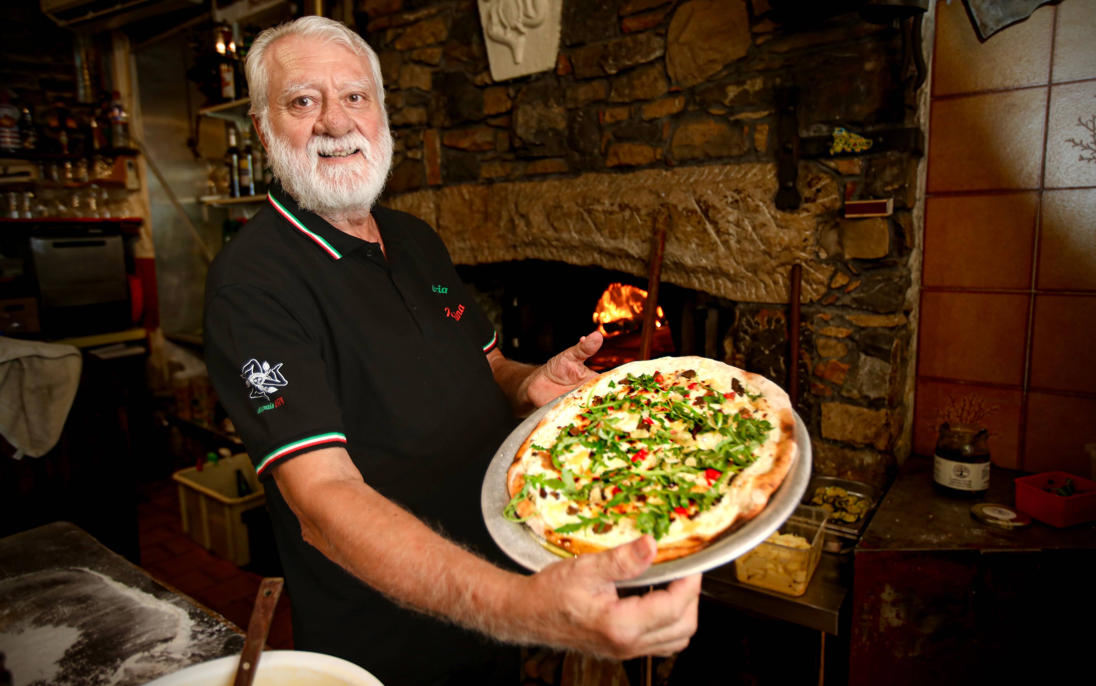 "Depuis mes 13 ans, j'en ai fait 1,5 million": rencontre avec Mario, le roi de la pizza depuis 50 ans à Toulon