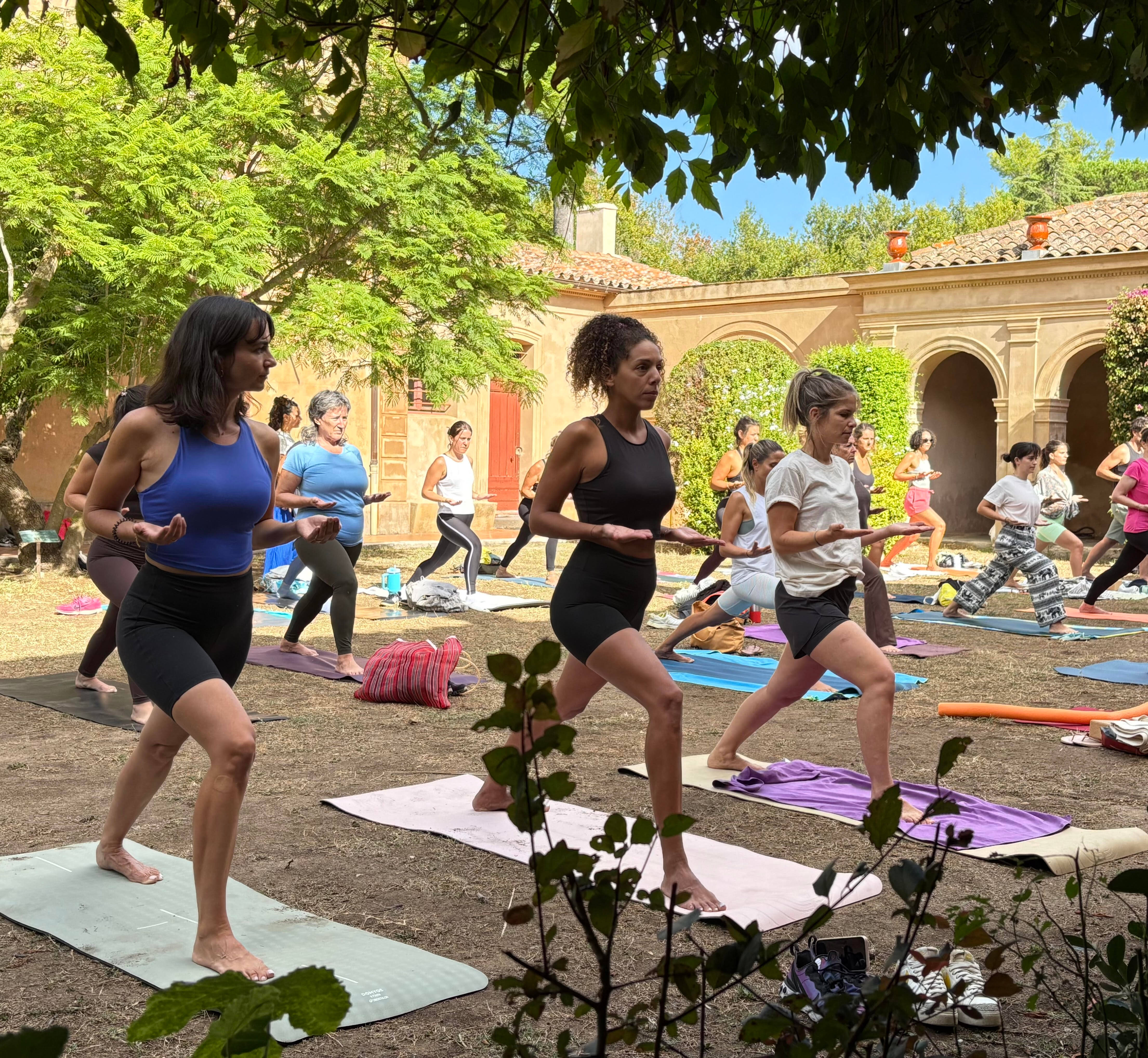 Le yoga continue de séduire les sportifs dans le golfe de Saint-Tropez