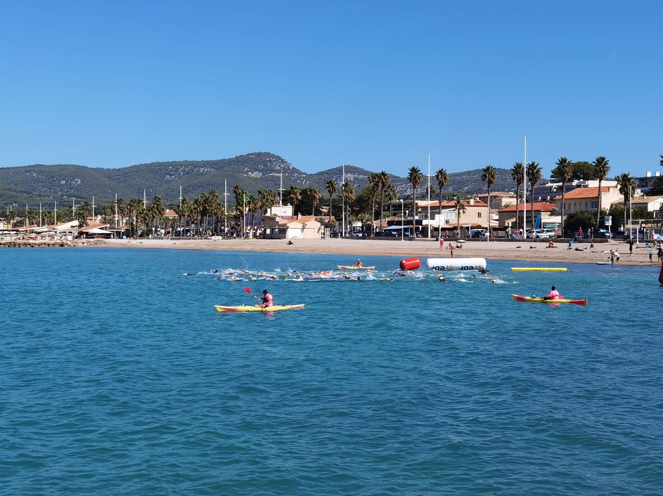 Première belle journée pour la Six-Fours Swim Cup