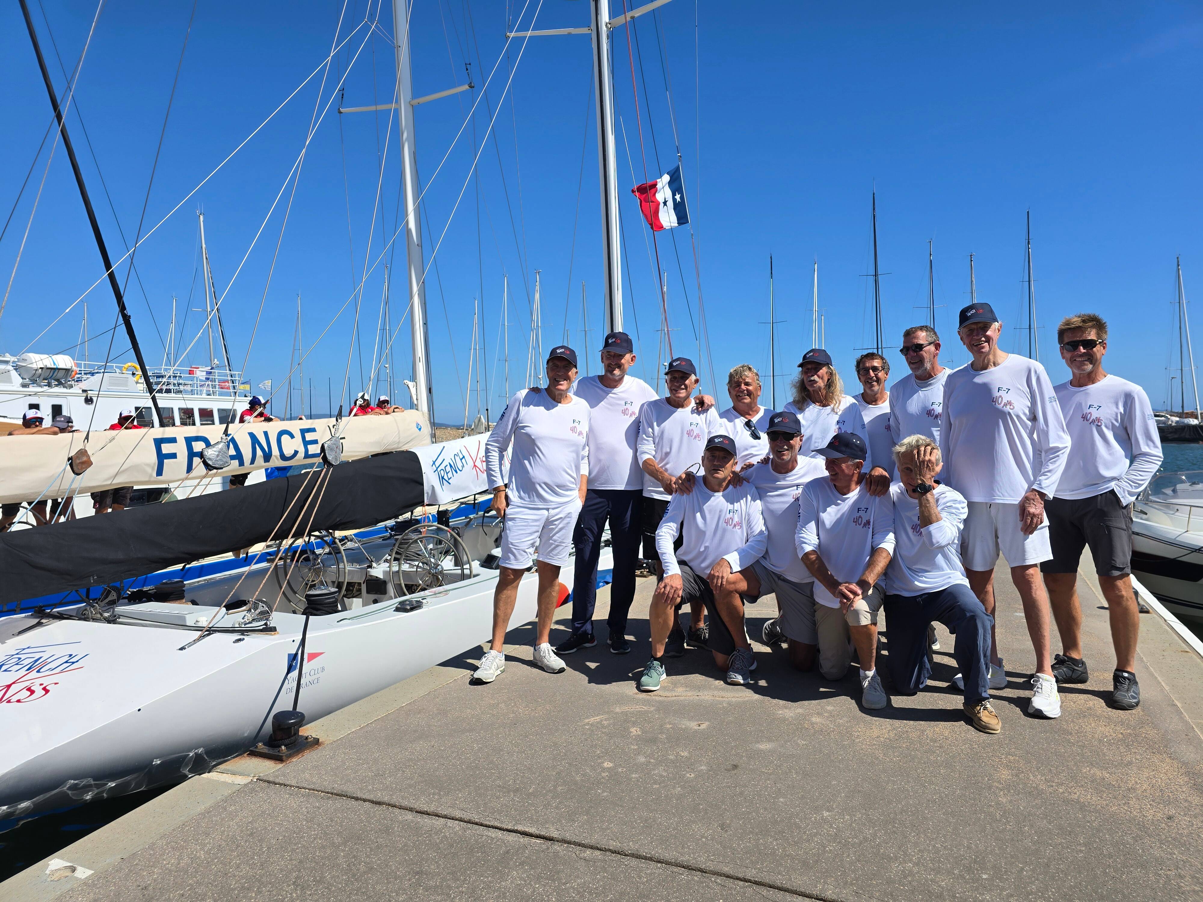 French Kiss, le voilier de légende de la Coupe de l'America, fête son anniversaire à Hyères