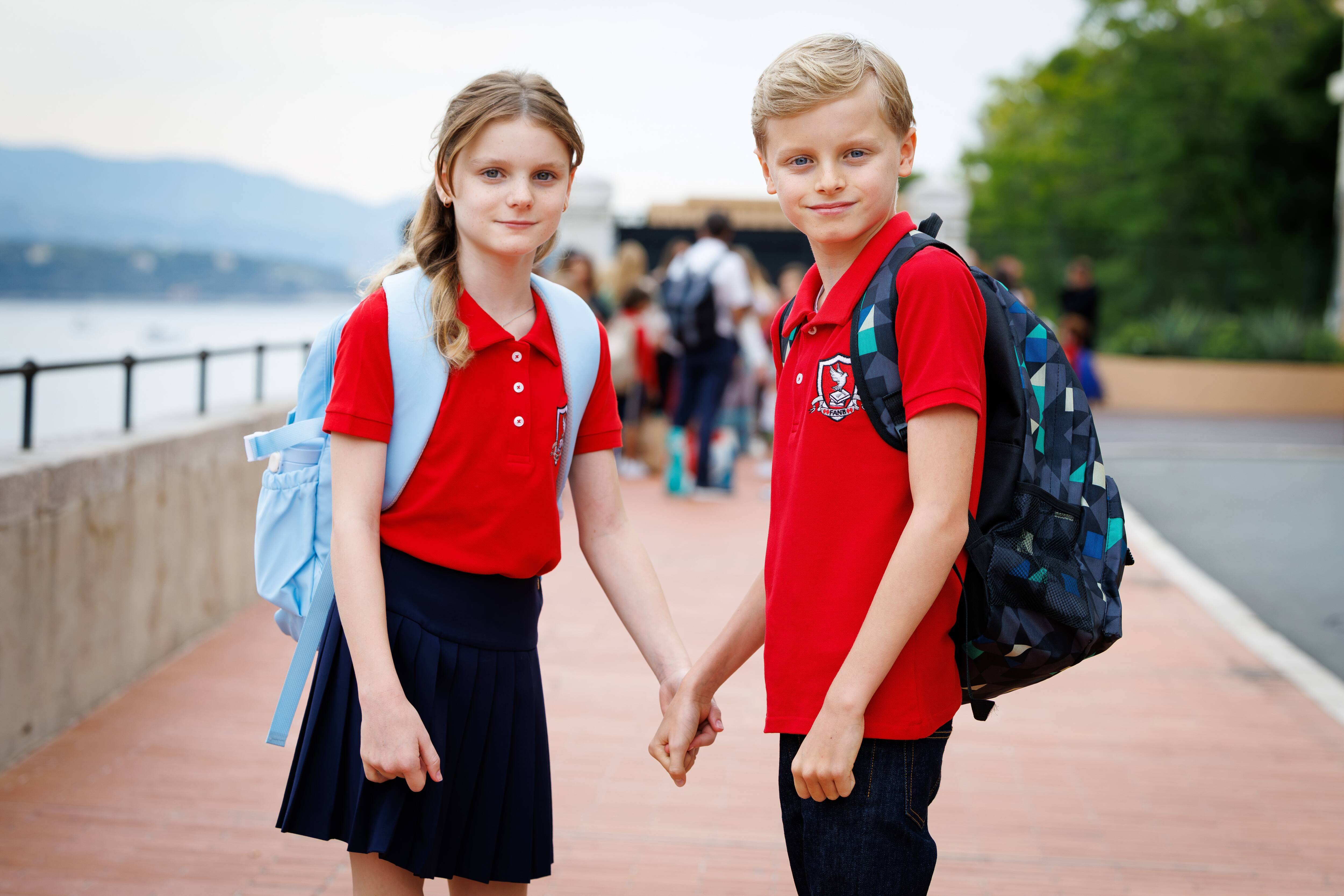 Le prince héréditaire Jacques et la princesse Gabriella ont fait leur rentrée en CM2 à Monaco