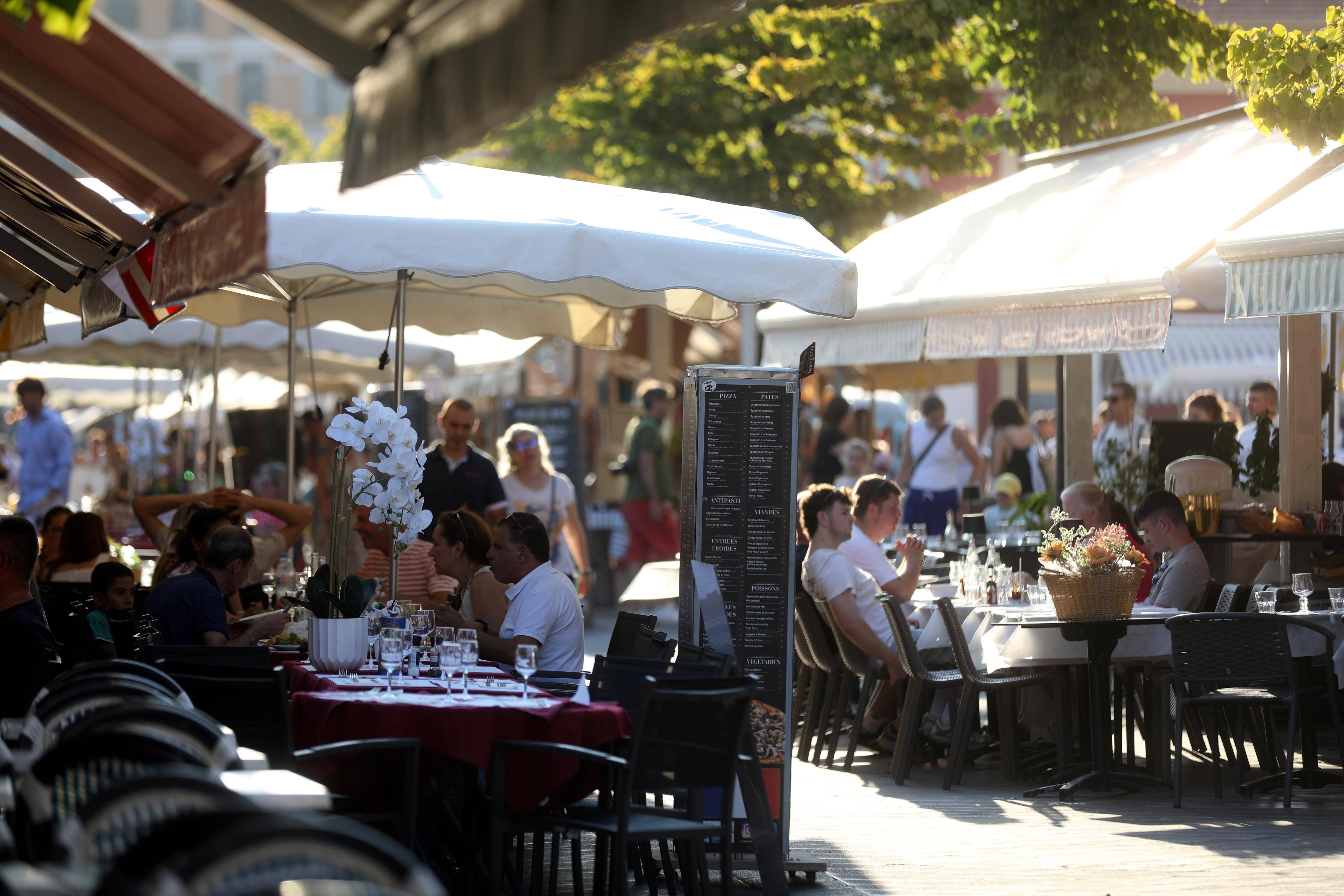 Mouvement du 10 septembre: les restaurateurs et hôteliers de la Côte d'Azur redoutent une mauvaise arrière-saison