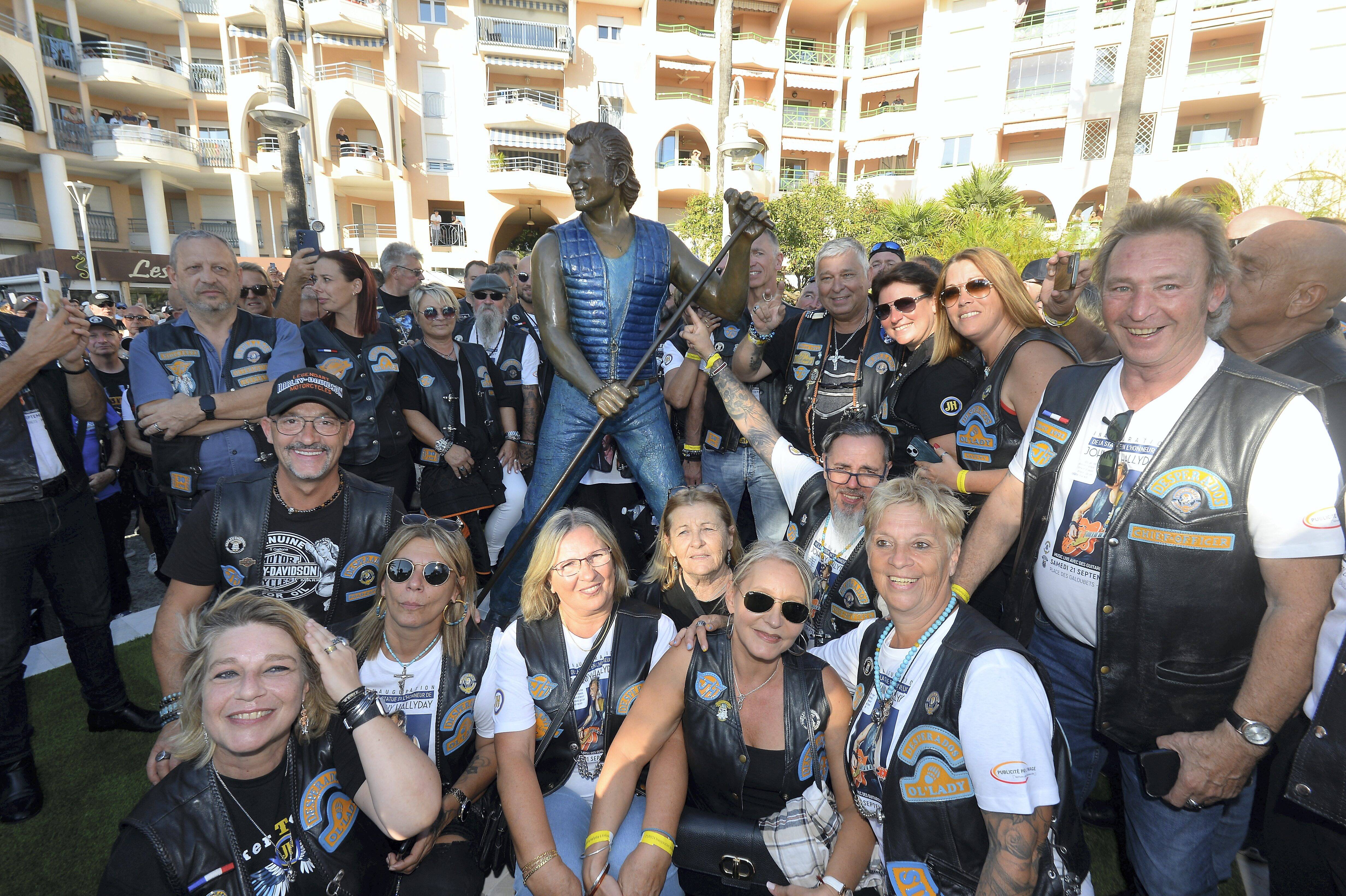 Un anniversaire très rock prévu pour célébrer la statue de Johnny à Fréjus